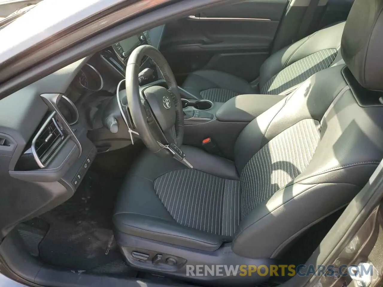 7 fotografías del automóvil dañado 4T1G11AK4PU724886 TOYOTA CAMRY 2023