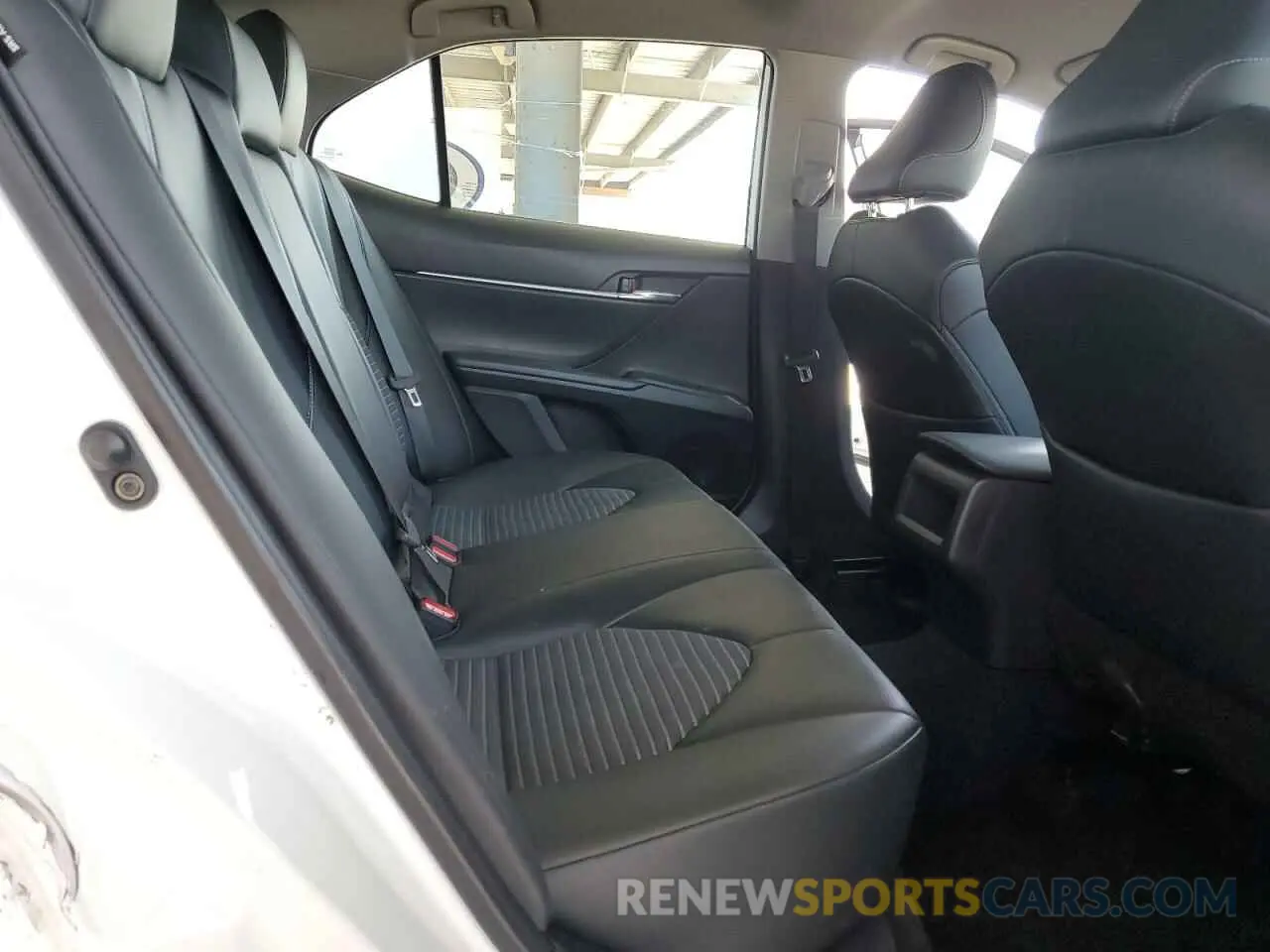 10 fotografías del automóvil dañado 4T1G11AK4PU725696 TOYOTA CAMRY 2023