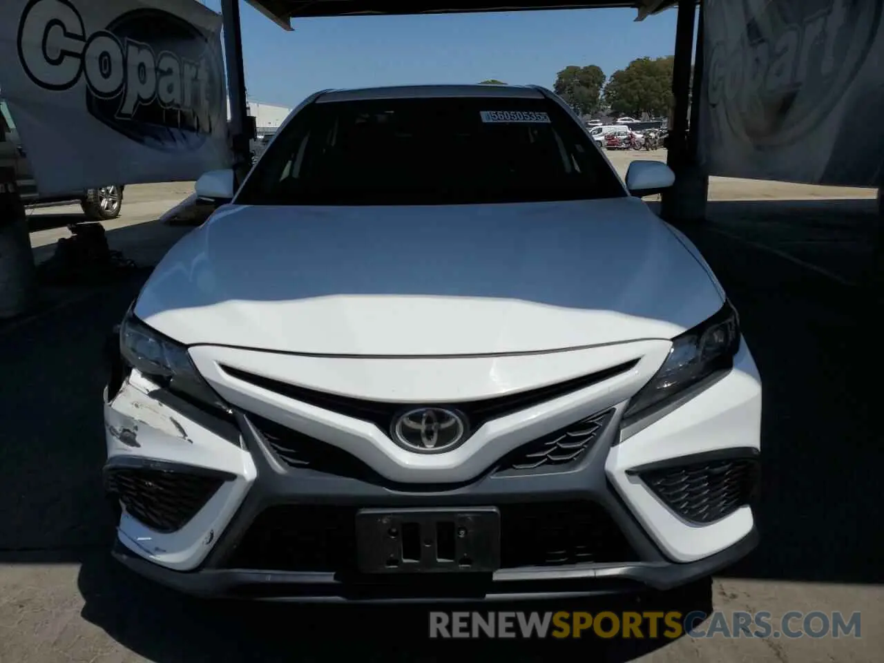 5 fotografías del automóvil dañado 4T1G11AK4PU725696 TOYOTA CAMRY 2023