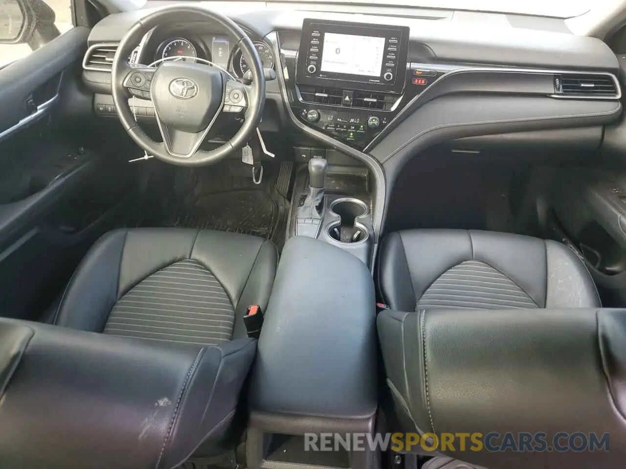 8 fotografías del automóvil dañado 4T1G11AK4PU732969 TOYOTA CAMRY 2023