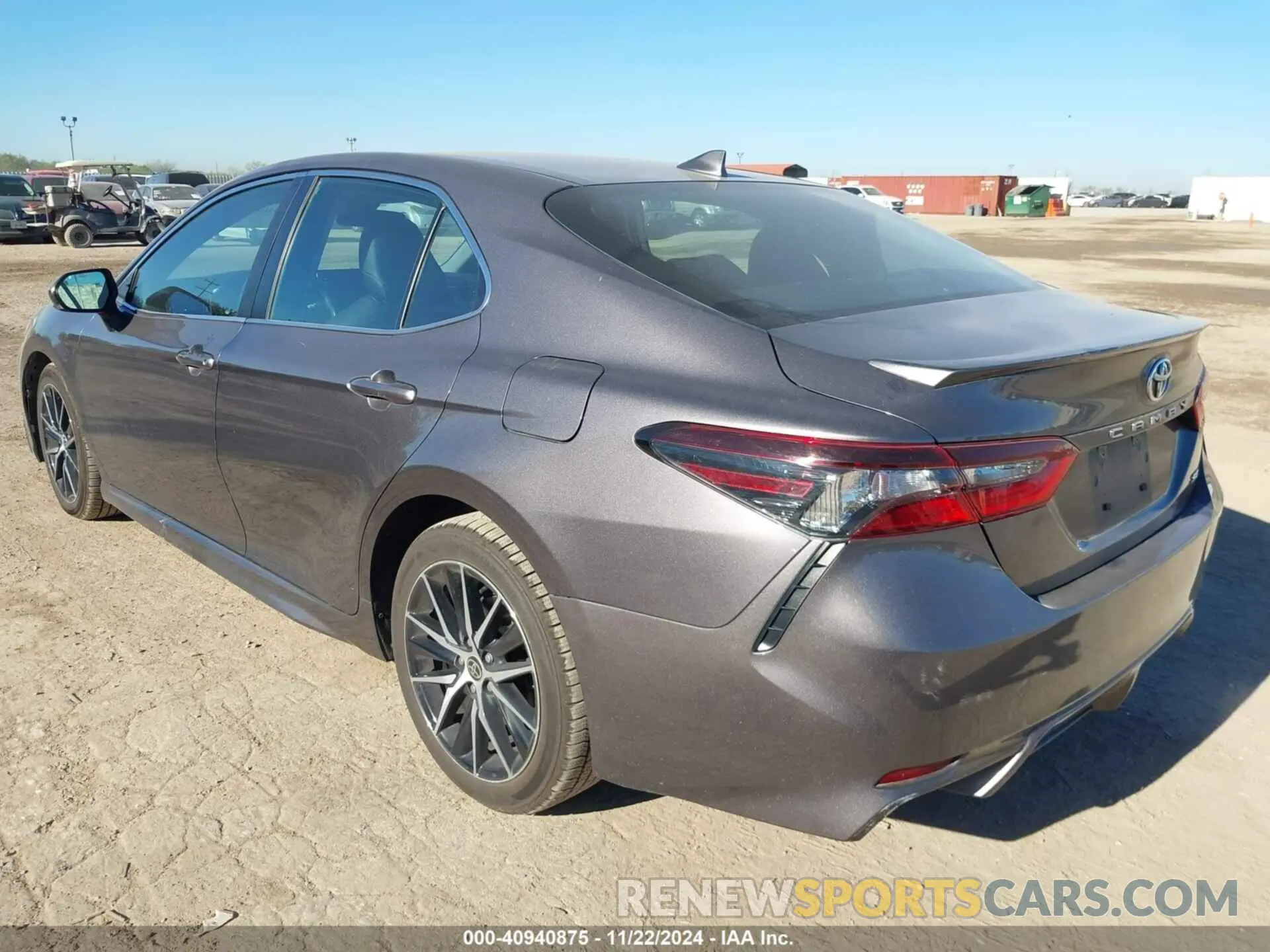 3 fotografías del automóvil dañado 4T1G11AK4PU738495 TOYOTA CAMRY 2023