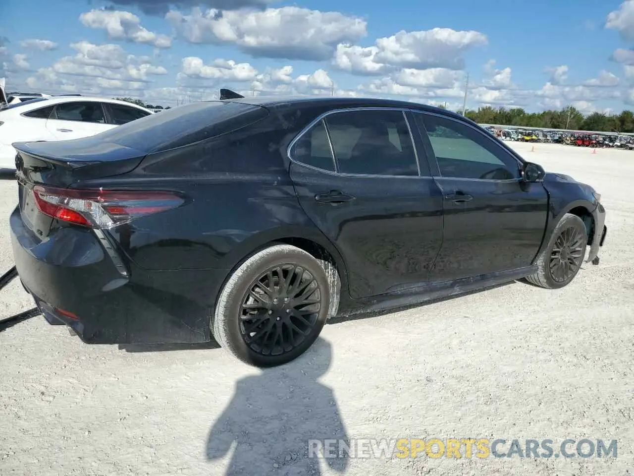 3 fotografías del automóvil dañado 4T1G11AK4PU757936 TOYOTA CAMRY 2023