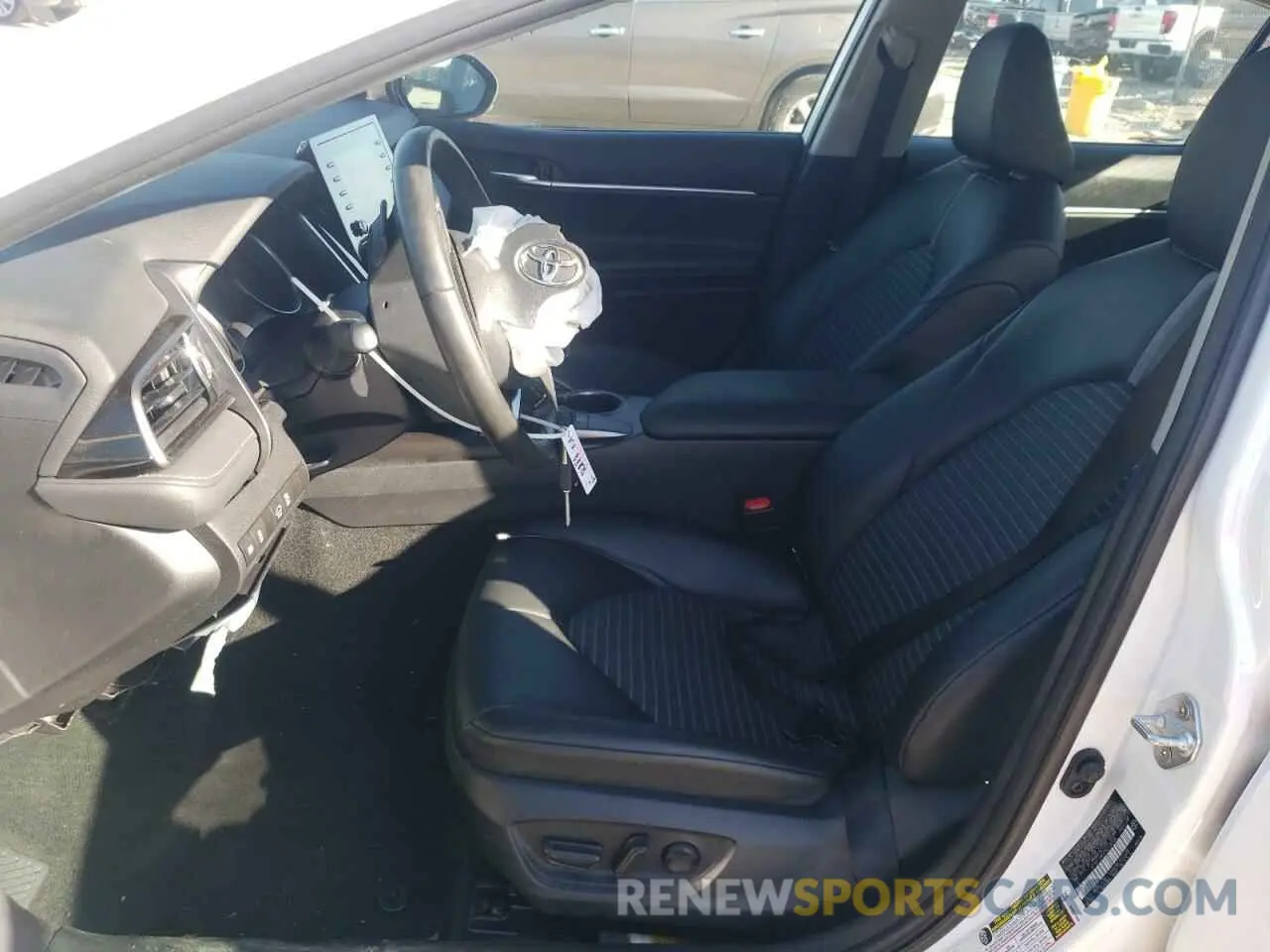 7 fotografías del automóvil dañado 4T1G11AK4PU779726 TOYOTA CAMRY 2023