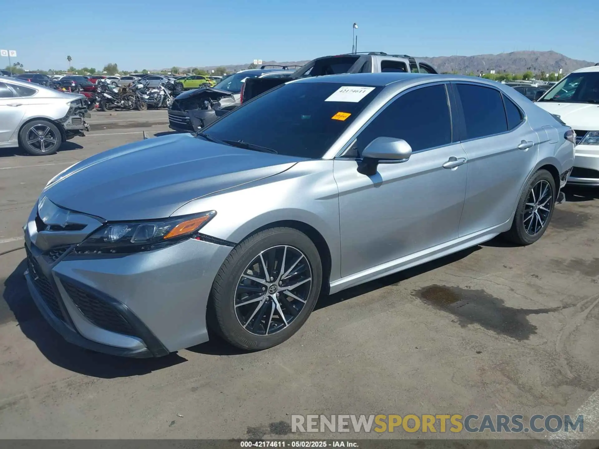 2 fotografías del automóvil dañado 4T1G11AK4PU781248 TOYOTA CAMRY 2023
