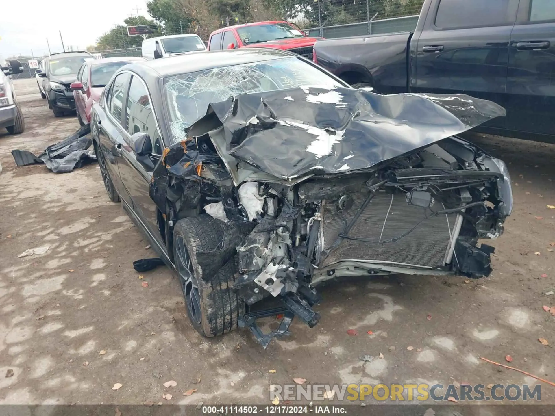 6 fotografías del automóvil dañado 4T1G11AK4PU800140 TOYOTA CAMRY 2023