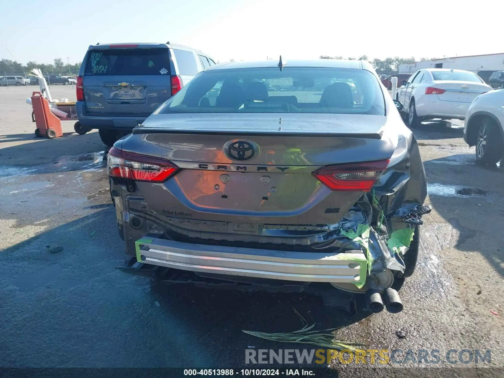 17 fotografías del automóvil dañado 4T1G11AK4PU816922 TOYOTA CAMRY 2023