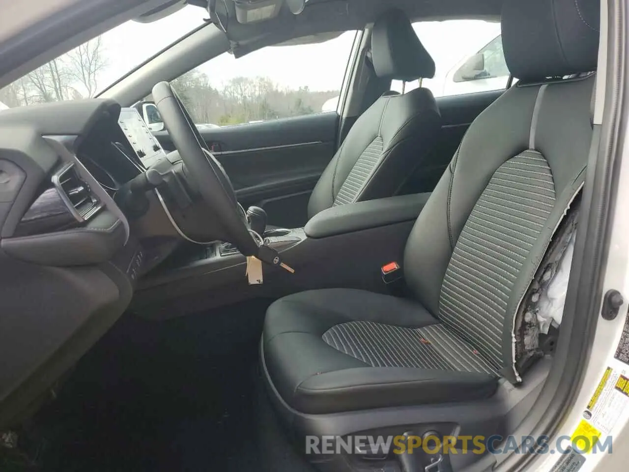 7 fotografías del automóvil dañado 4T1G11AK4PU825393 TOYOTA CAMRY 2023