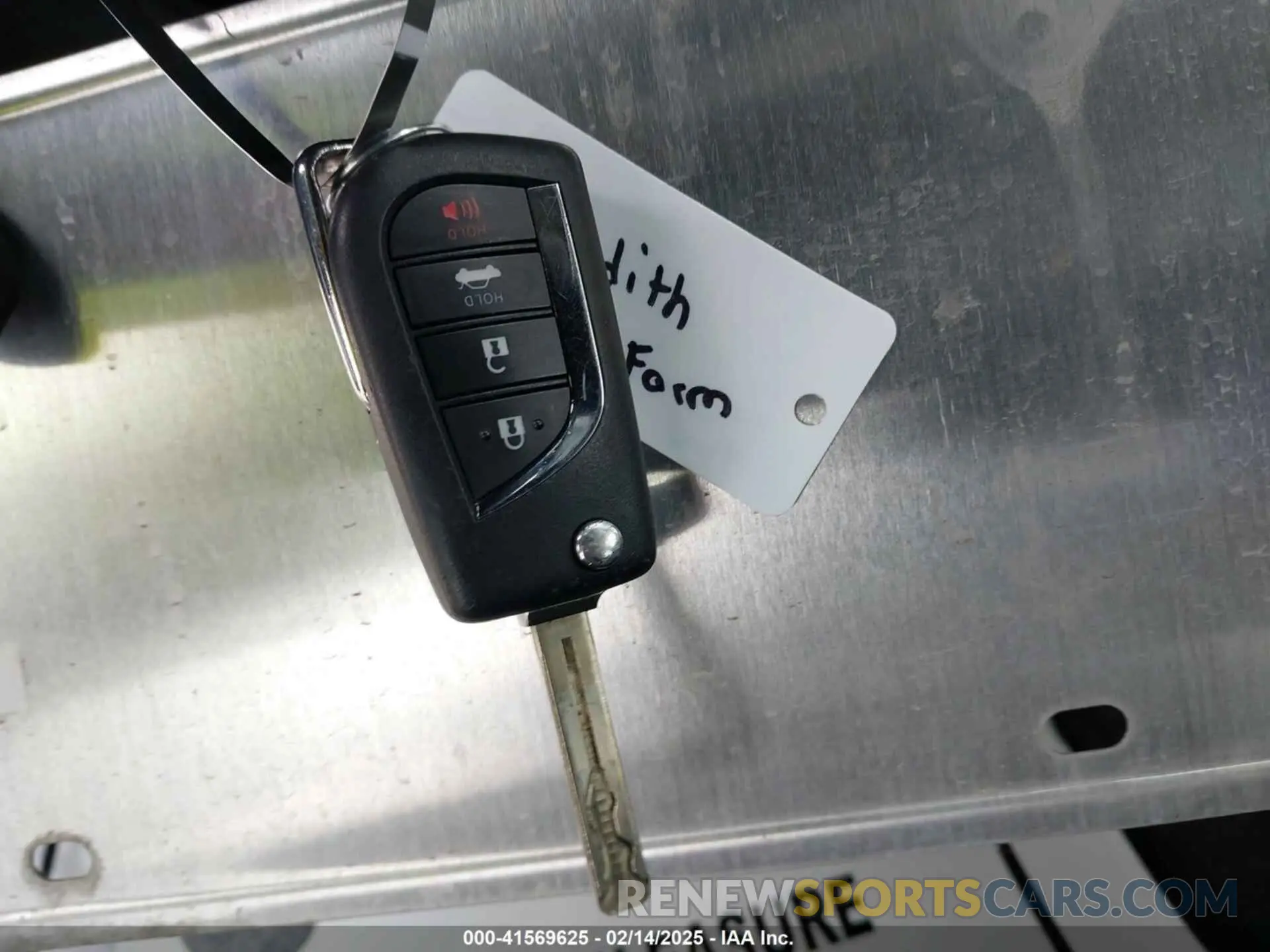 11 fotografías del automóvil dañado 4T1G11AK4PU827127 TOYOTA CAMRY 2023