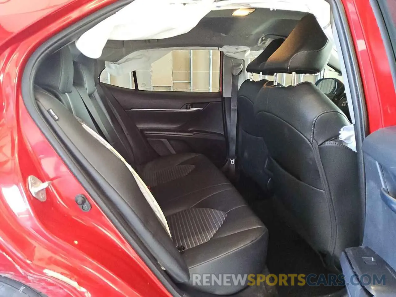 10 fotografías del automóvil dañado 4T1G11AK5PU126922 TOYOTA CAMRY 2023