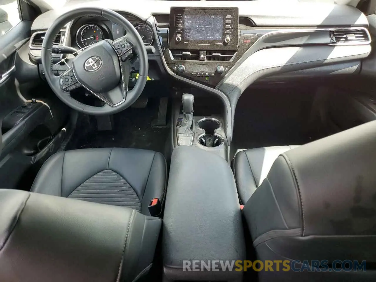 8 fotografías del automóvil dañado 4T1G11AK5PU131571 TOYOTA CAMRY 2023