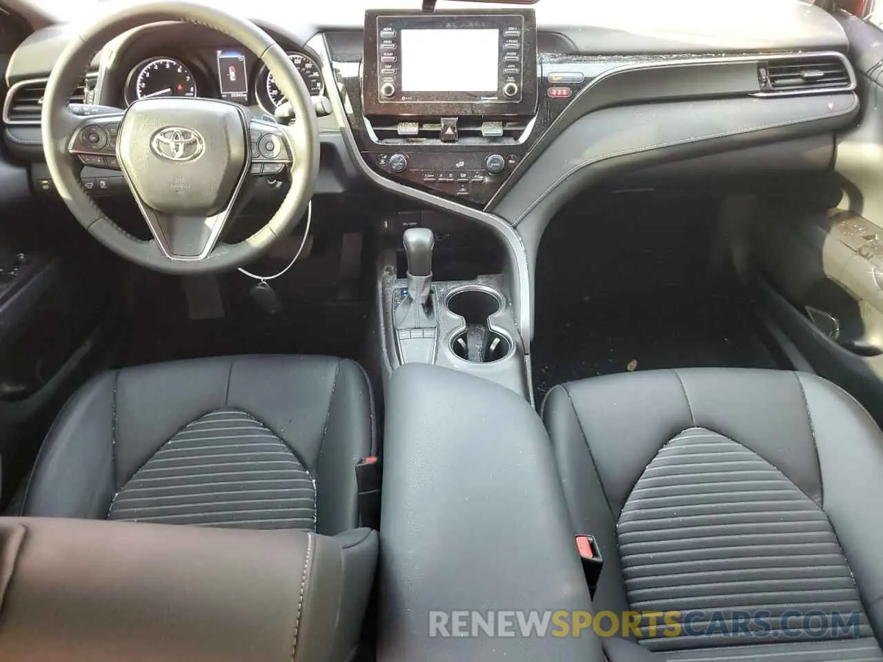 8 fotografías del automóvil dañado 4T1G11AK5PU136012 TOYOTA CAMRY 2023