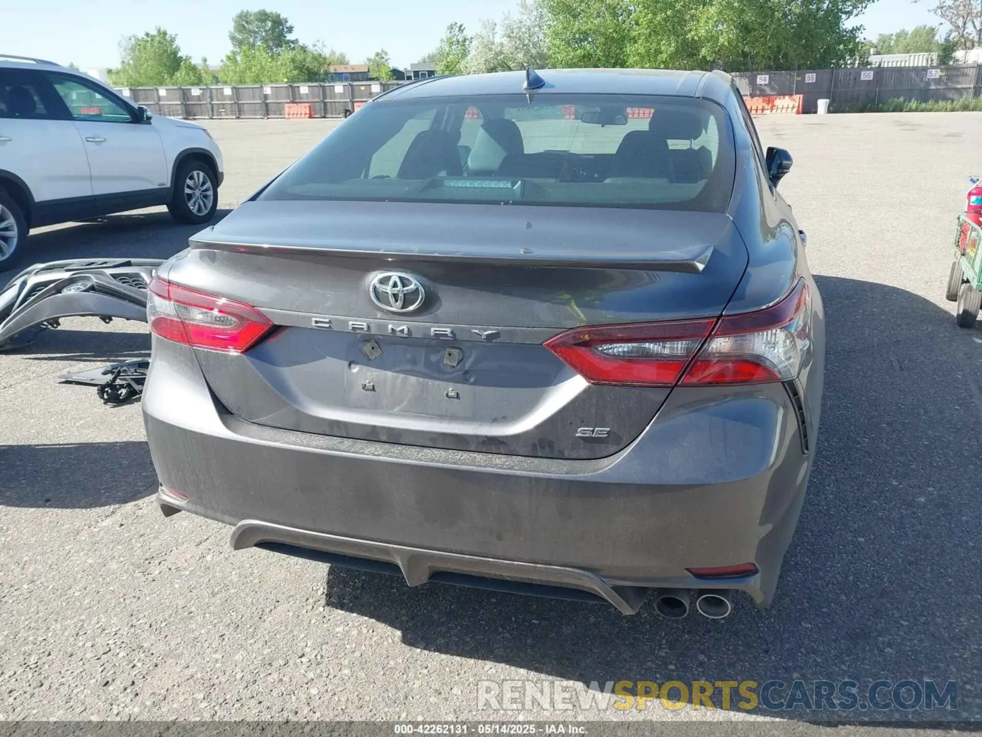 17 fotografías del automóvil dañado 4T1G11AK5PU163629 TOYOTA CAMRY 2023