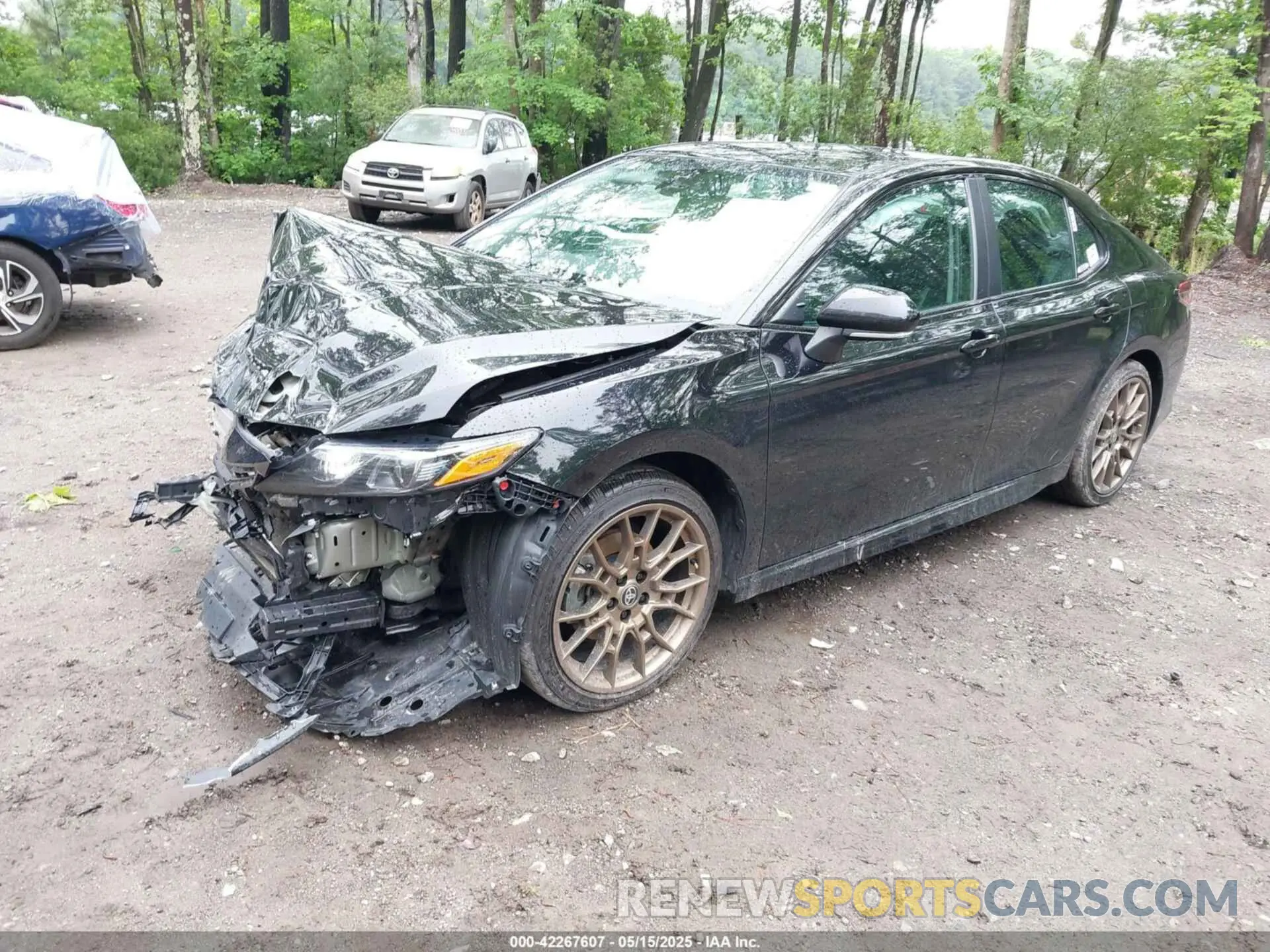 2 fotografías del automóvil dañado 4T1G11AK5PU169818 TOYOTA CAMRY 2023