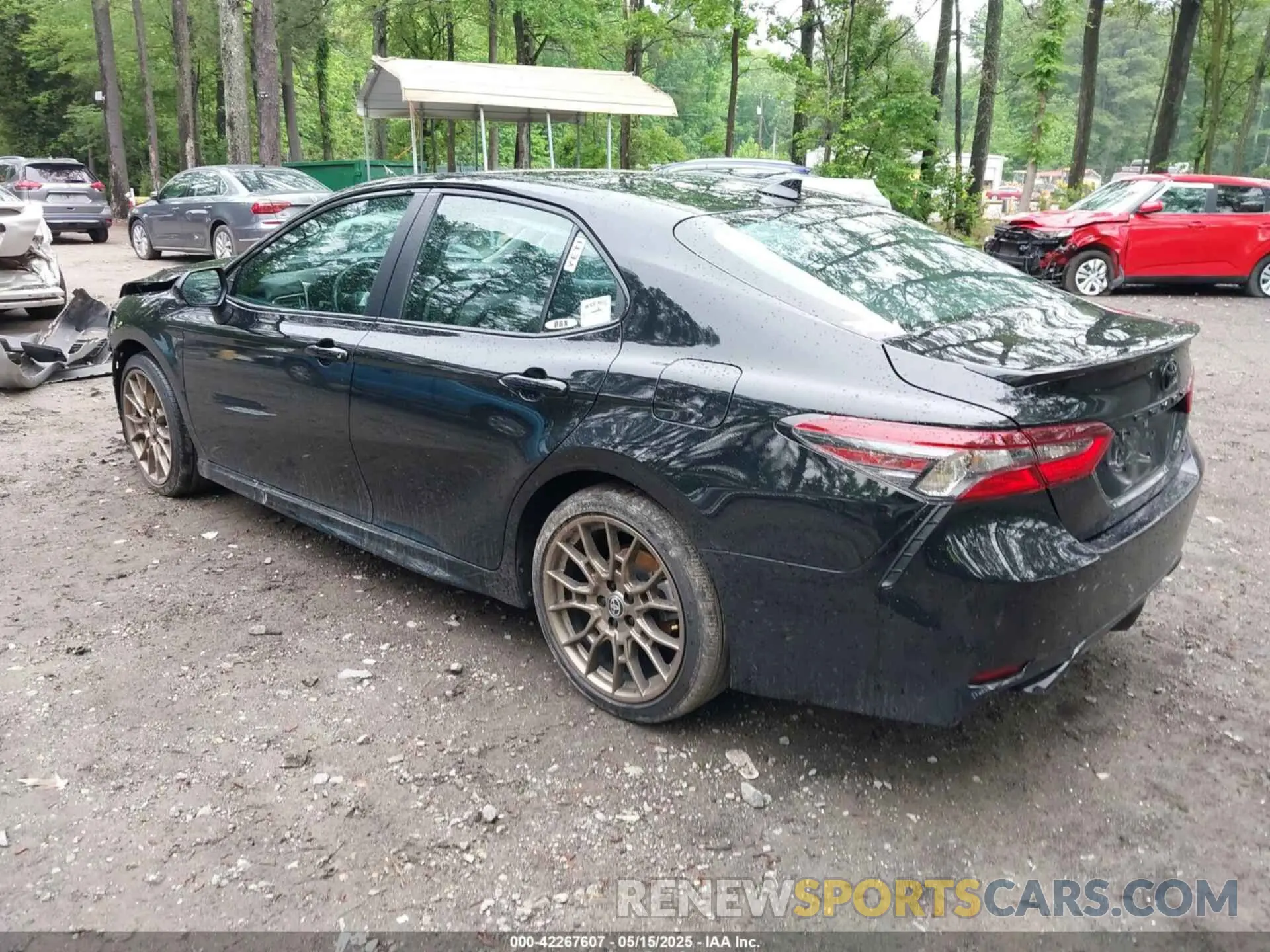 3 fotografías del automóvil dañado 4T1G11AK5PU169818 TOYOTA CAMRY 2023