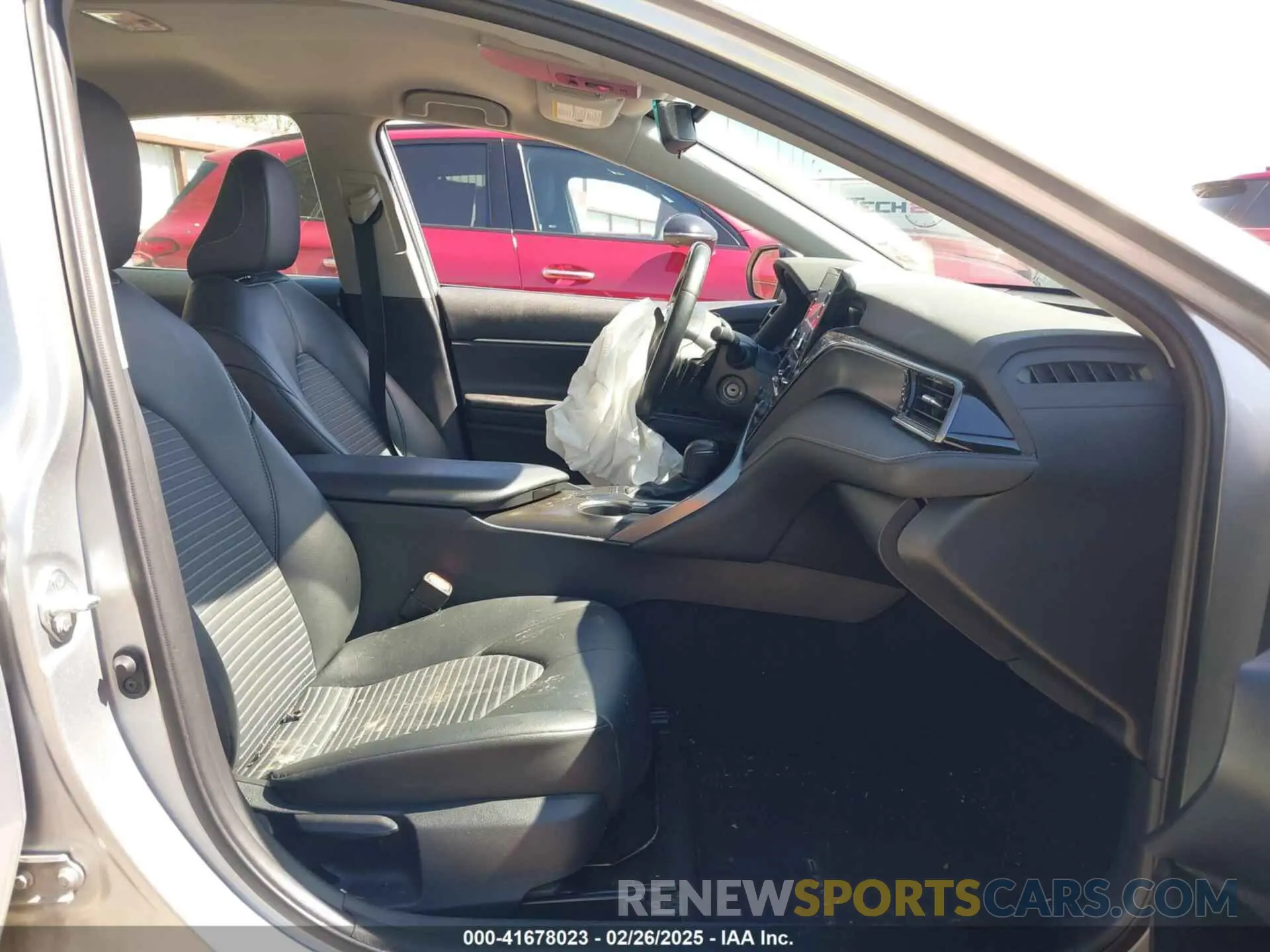 5 fotografías del automóvil dañado 4T1G11AK5PU772106 TOYOTA CAMRY 2023