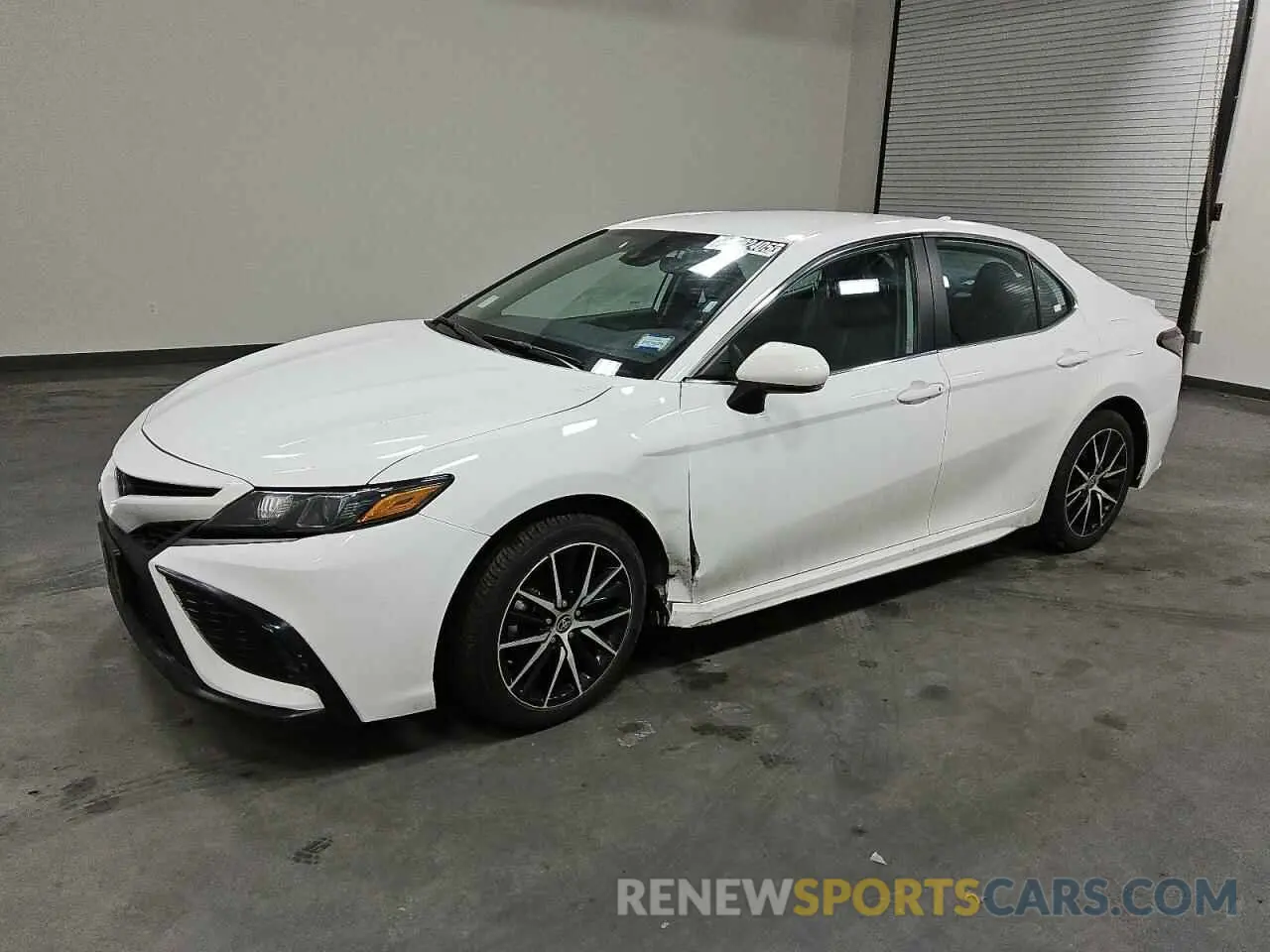 1 fotografías del automóvil dañado 4T1G11AK5PU831011 TOYOTA CAMRY 2023