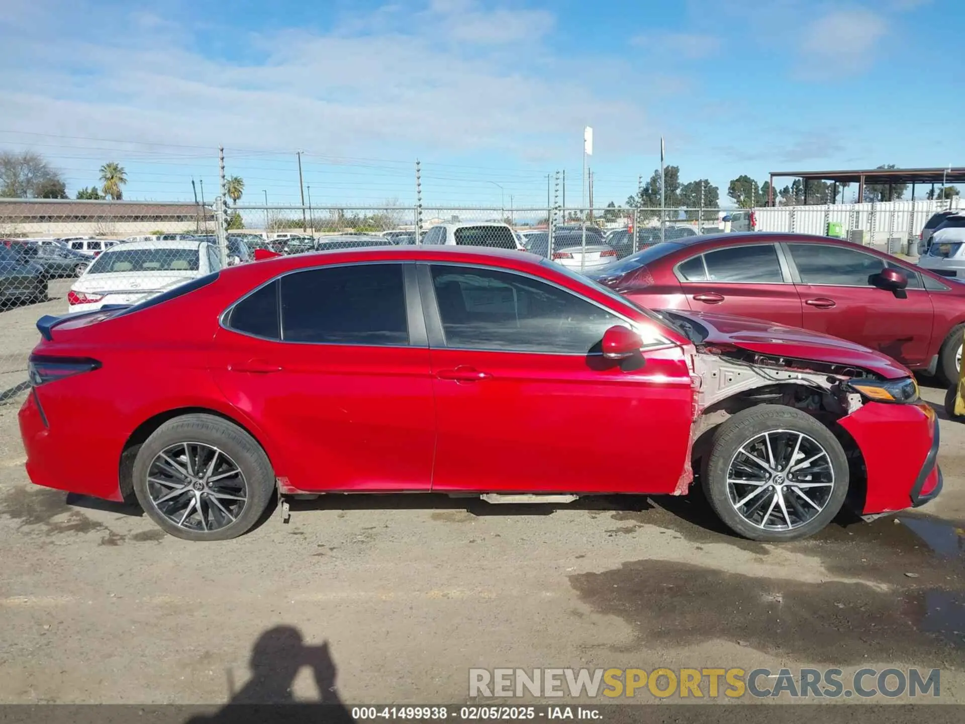 14 fotografías del automóvil dañado 4T1G11AK6PU104203 TOYOTA CAMRY 2023