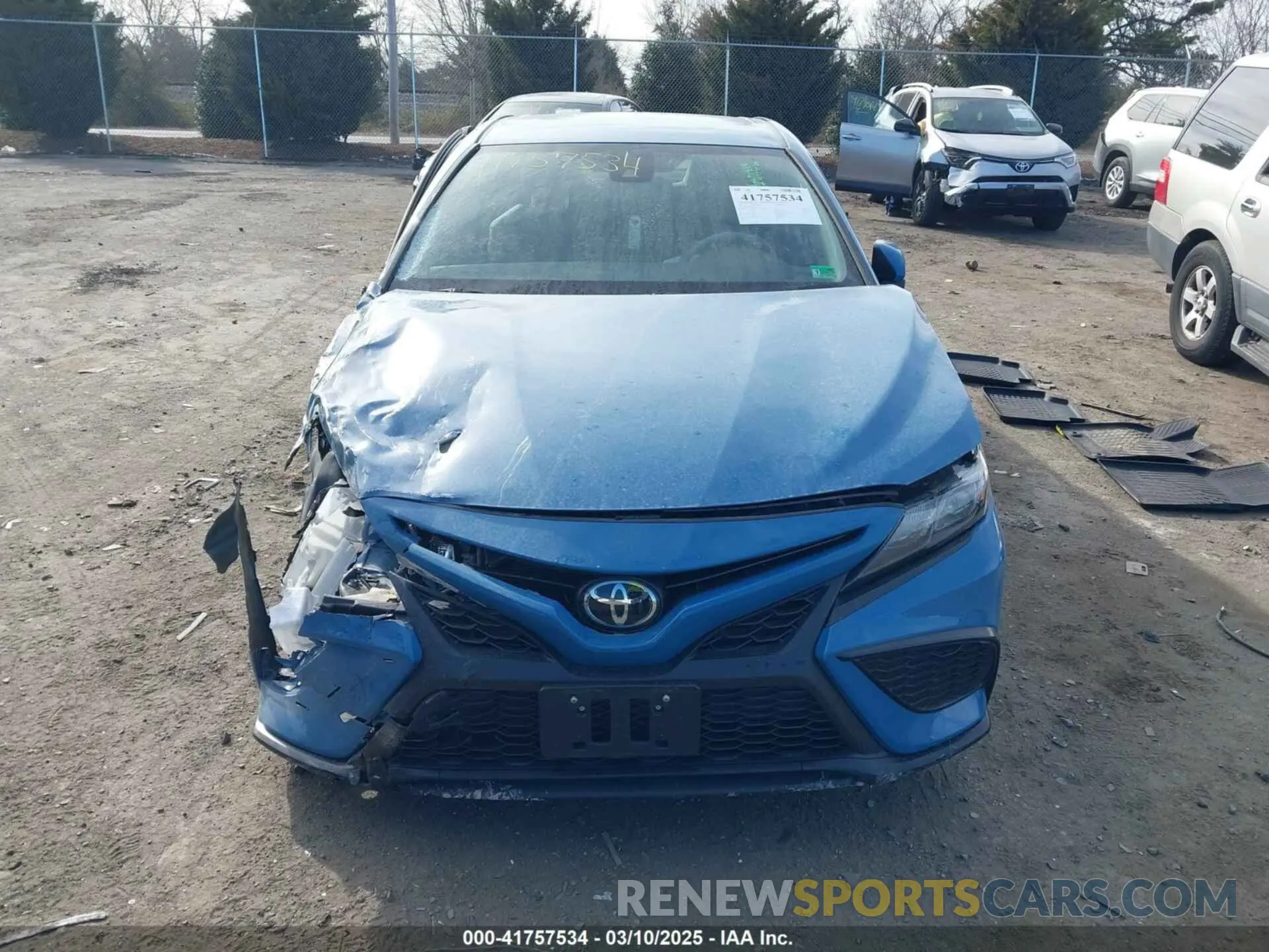 12 fotografías del automóvil dañado 4T1G11AK6PU131577 TOYOTA CAMRY 2023