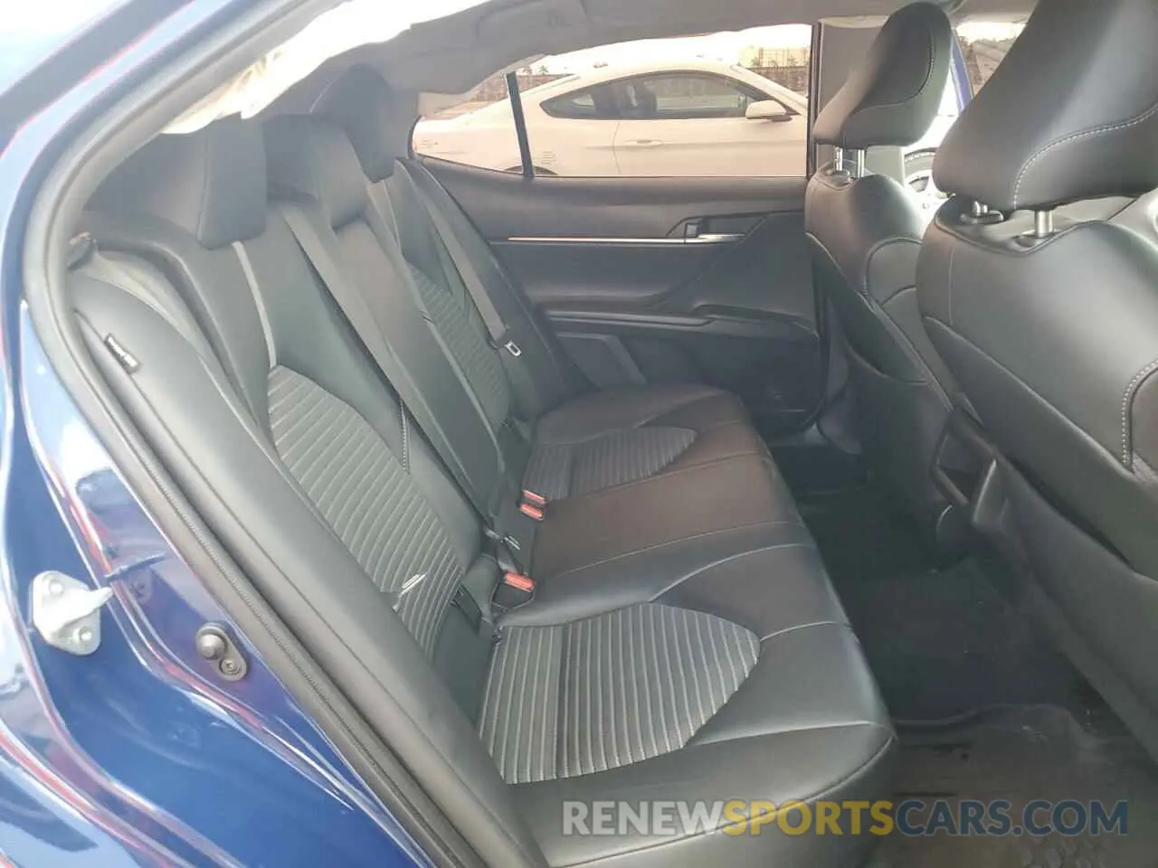 10 fotografías del automóvil dañado 4T1G11AK6PU134950 TOYOTA CAMRY 2023