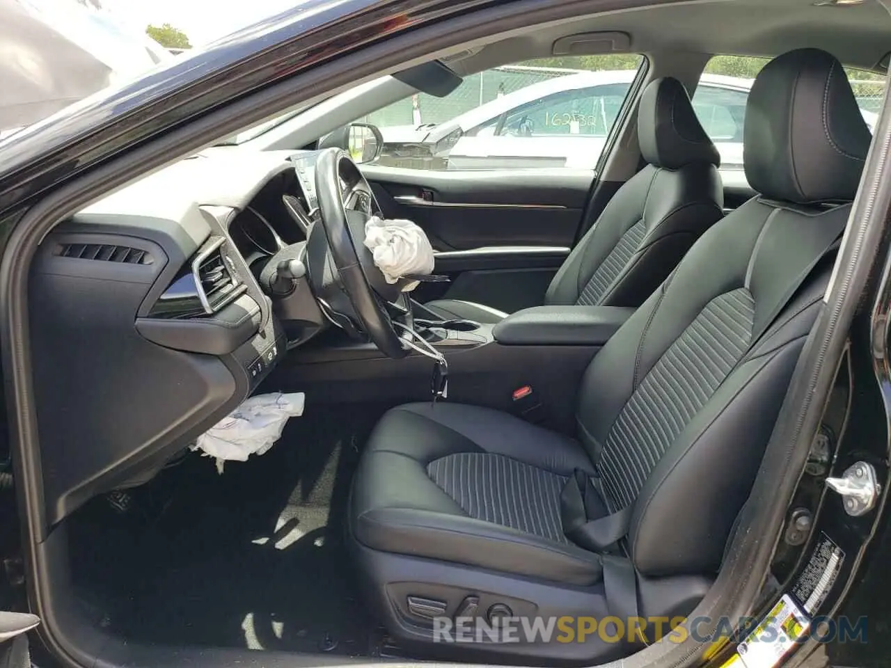 7 fotografías del automóvil dañado 4T1G11AK6PU144927 TOYOTA CAMRY 2023