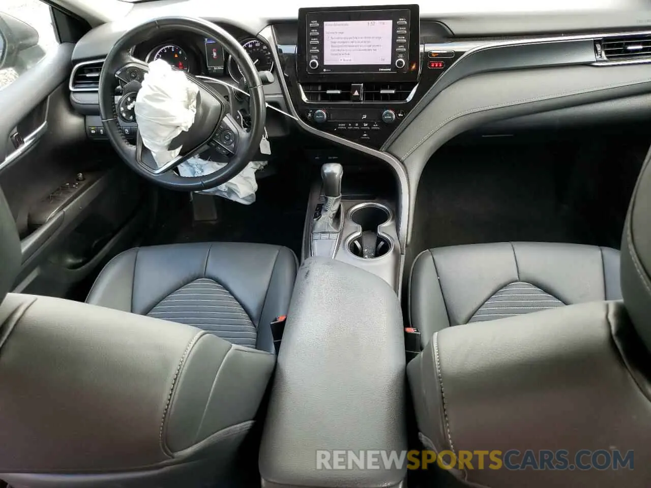 8 fotografías del automóvil dañado 4T1G11AK6PU144927 TOYOTA CAMRY 2023