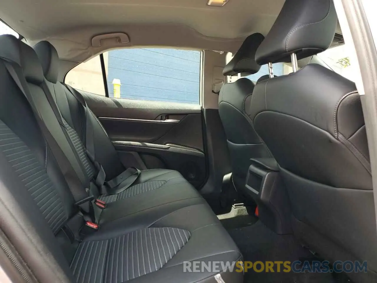 10 fotografías del automóvil dañado 4T1G11AK6PU153532 TOYOTA CAMRY 2023