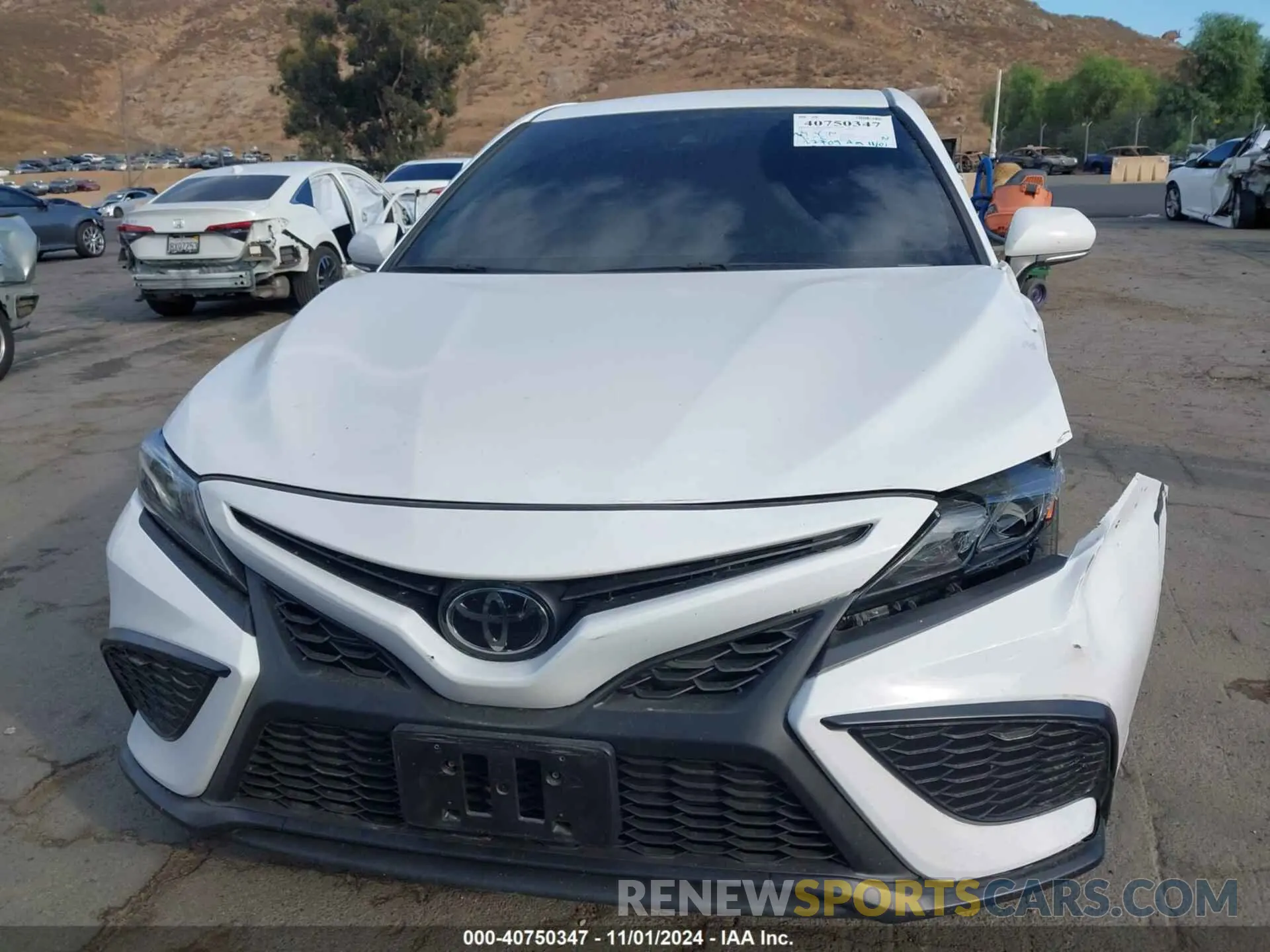 13 fotografías del automóvil dañado 4T1G11AK6PU795216 TOYOTA CAMRY 2023