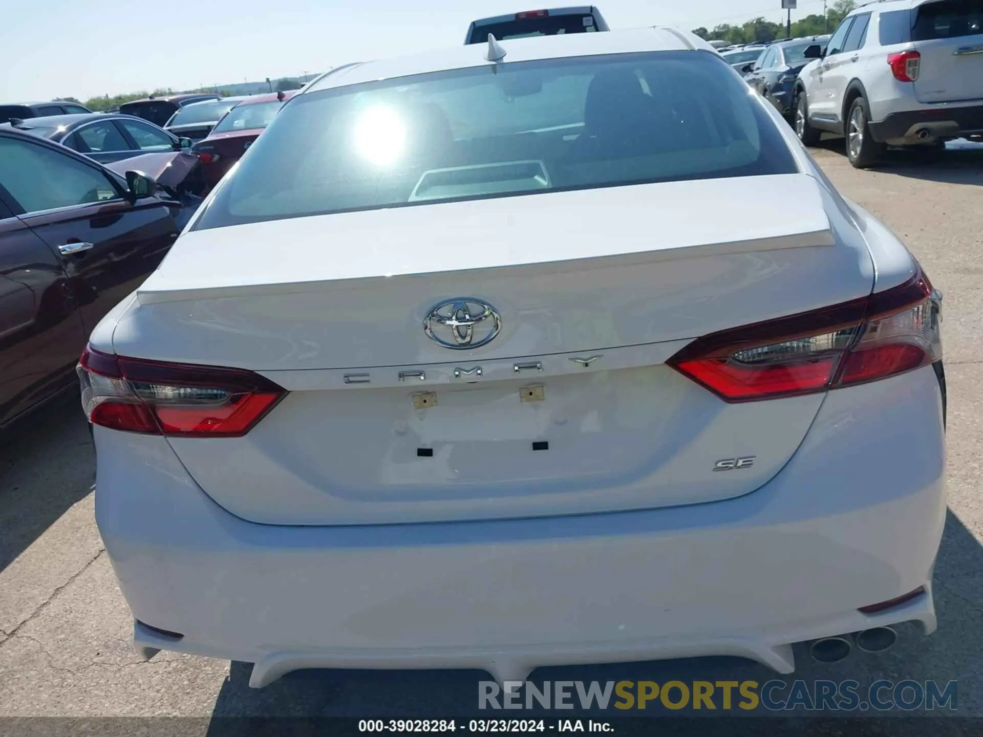 16 fotografías del automóvil dañado 4T1G11AK6PU804397 TOYOTA CAMRY 2023