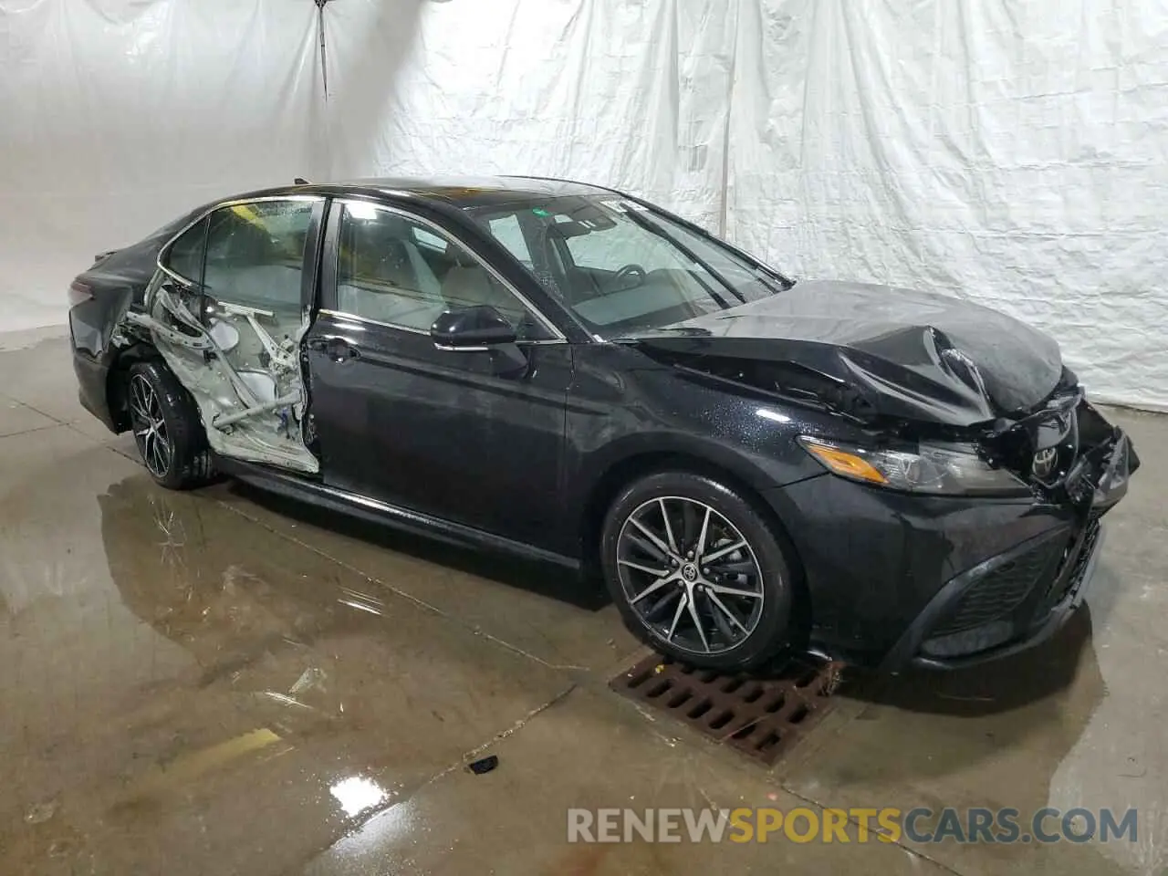 4 fotografías del automóvil dañado 4T1G11AK6PU808370 TOYOTA CAMRY 2023