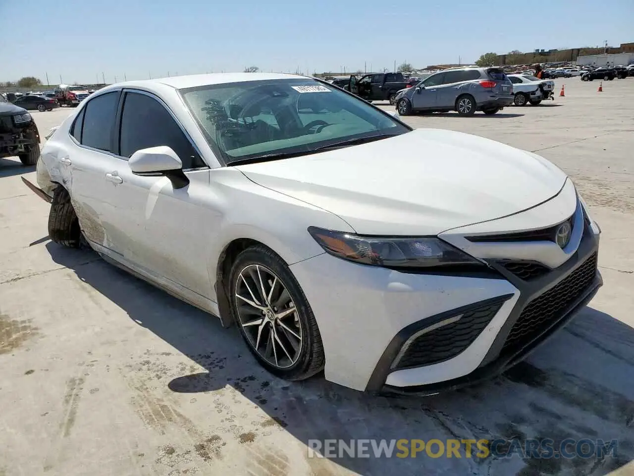 4 fotografías del automóvil dañado 4T1G11AK6PU822219 TOYOTA CAMRY 2023