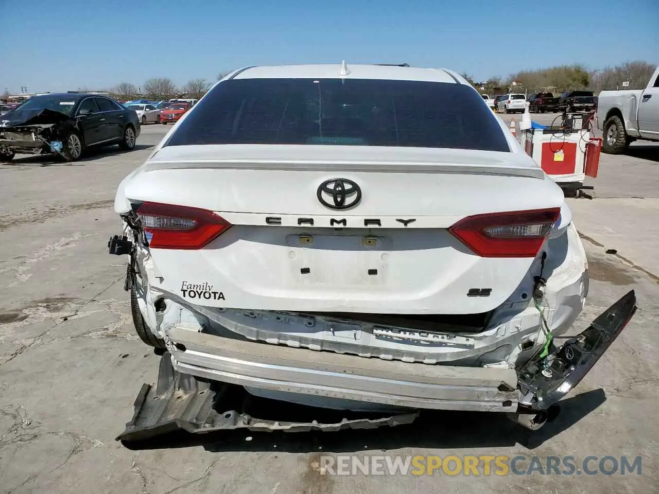 6 fotografías del automóvil dañado 4T1G11AK6PU822219 TOYOTA CAMRY 2023
