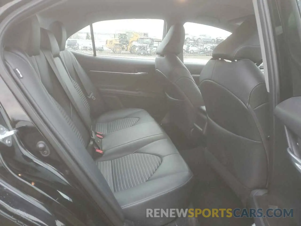 10 fotografías del automóvil dañado 4T1G11AK6PU828196 TOYOTA CAMRY 2023