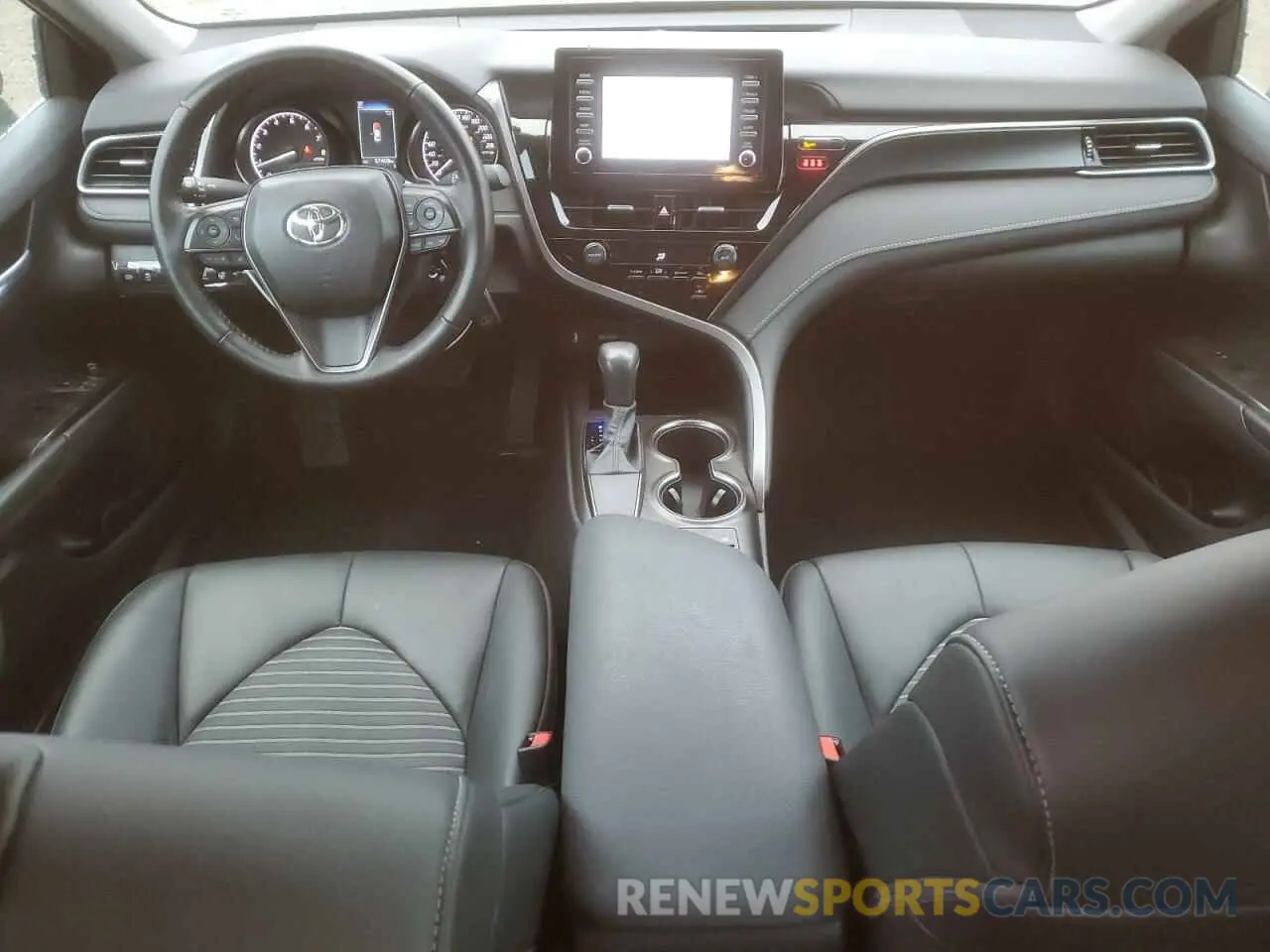 8 fotografías del automóvil dañado 4T1G11AK6PU828196 TOYOTA CAMRY 2023