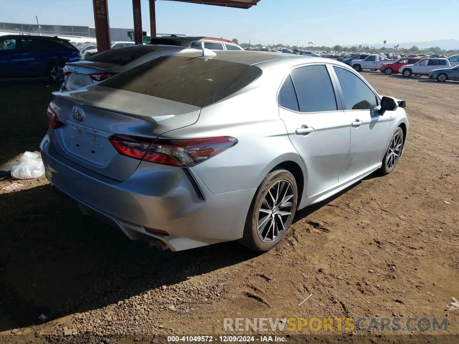 4 fotografías del automóvil dañado 4T1G11AK6PU835889 TOYOTA CAMRY 2023