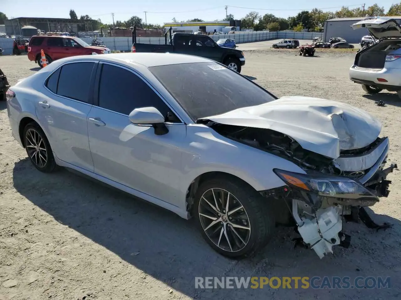 4 fotografías del automóvil dañado 4T1G11AK7PU113752 TOYOTA CAMRY 2023