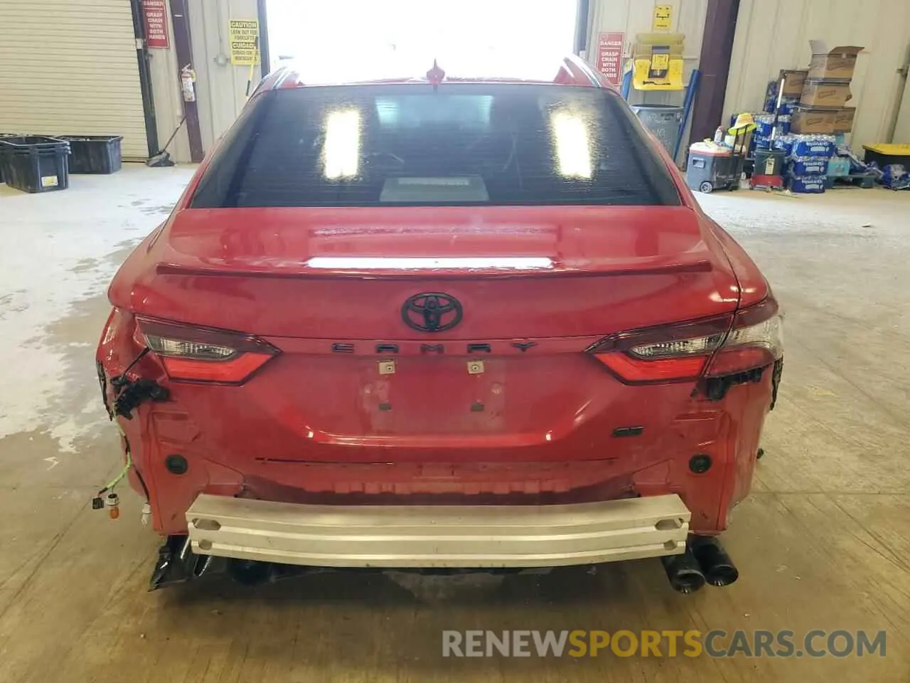 6 fotografías del automóvil dañado 4T1G11AK7PU172364 TOYOTA CAMRY 2023