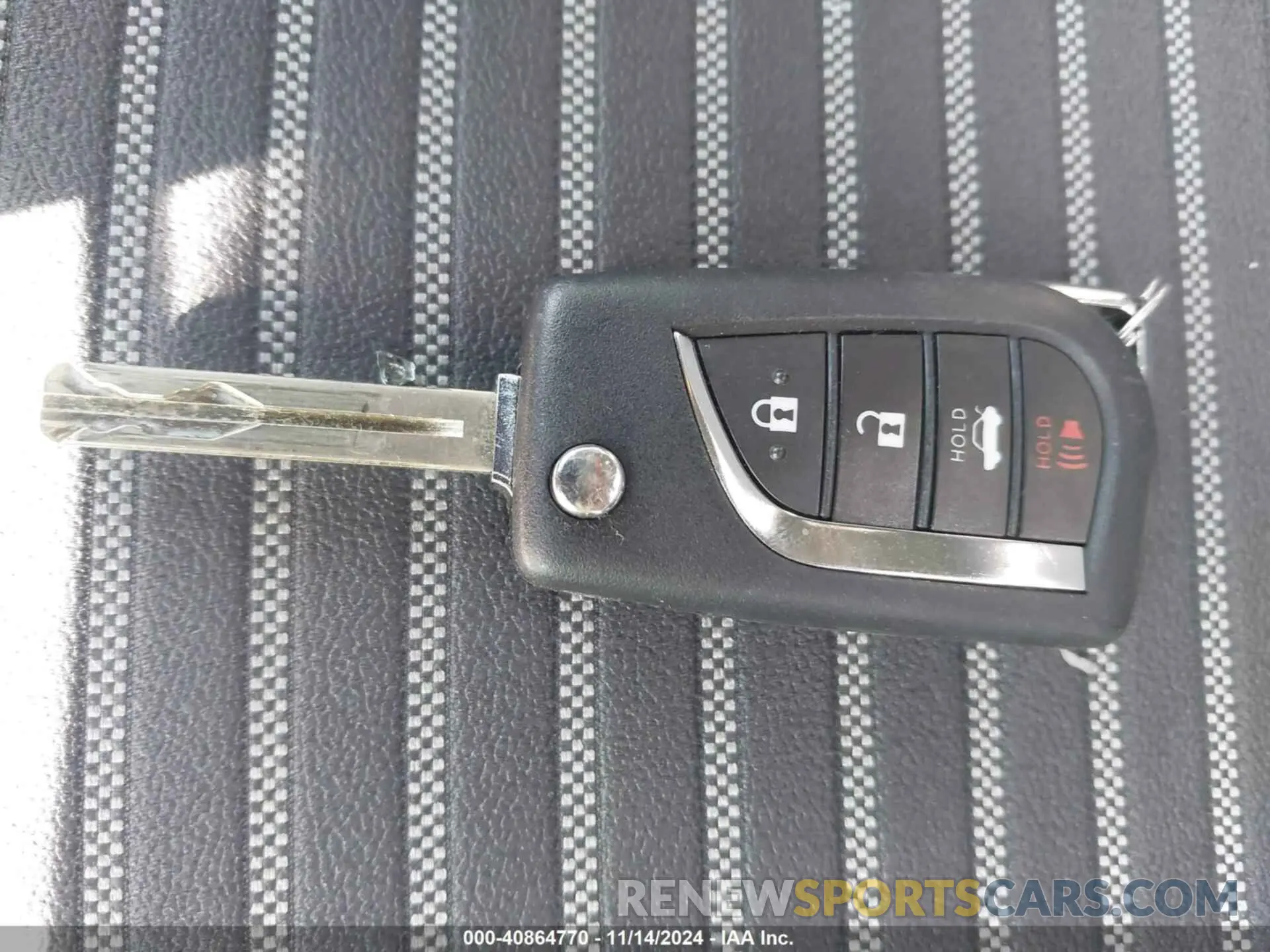 11 fotografías del automóvil dañado 4T1G11AK7PU173093 TOYOTA CAMRY 2023