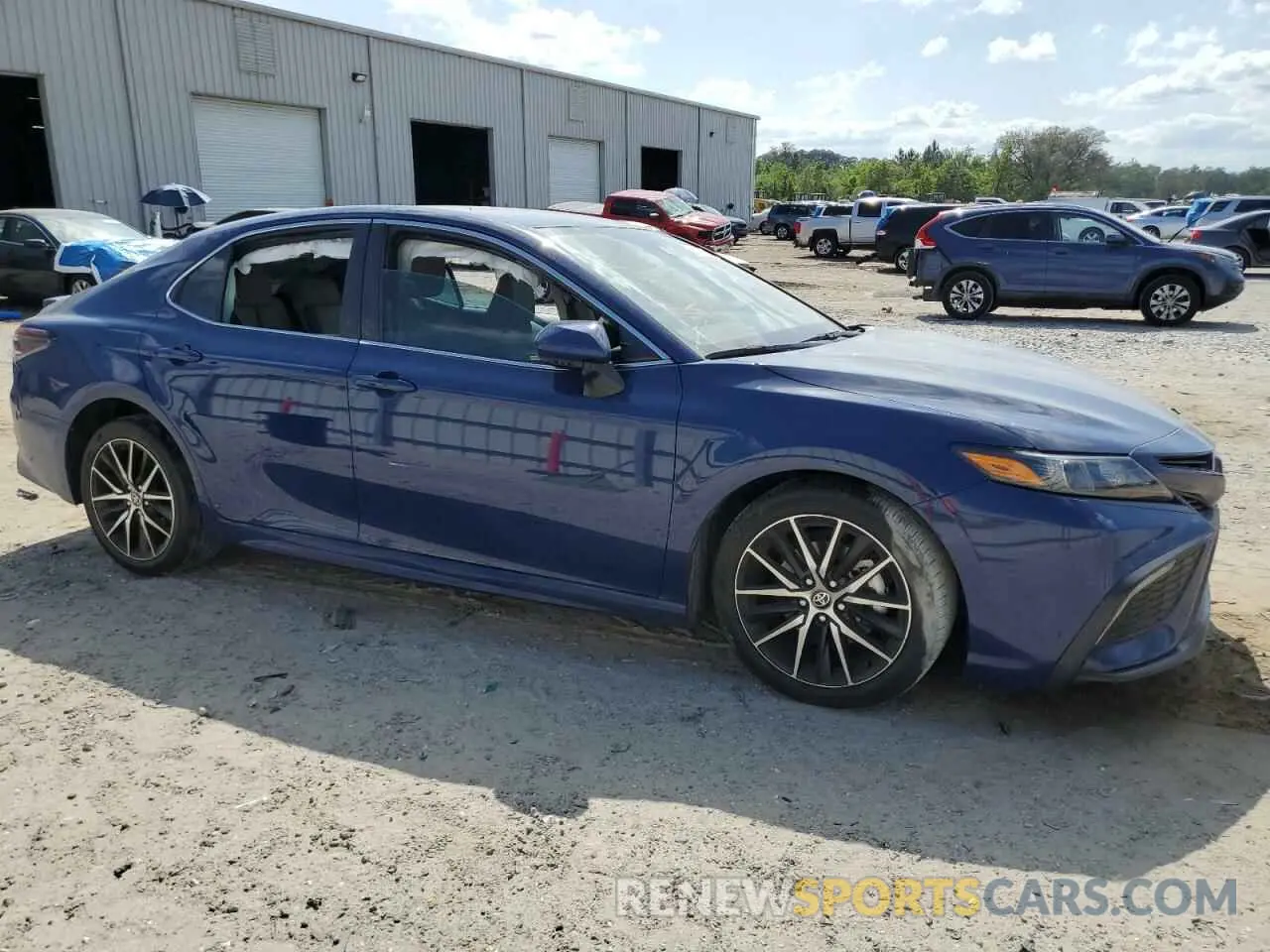 4 fotografías del automóvil dañado 4T1G11AK7PU173983 TOYOTA CAMRY 2023