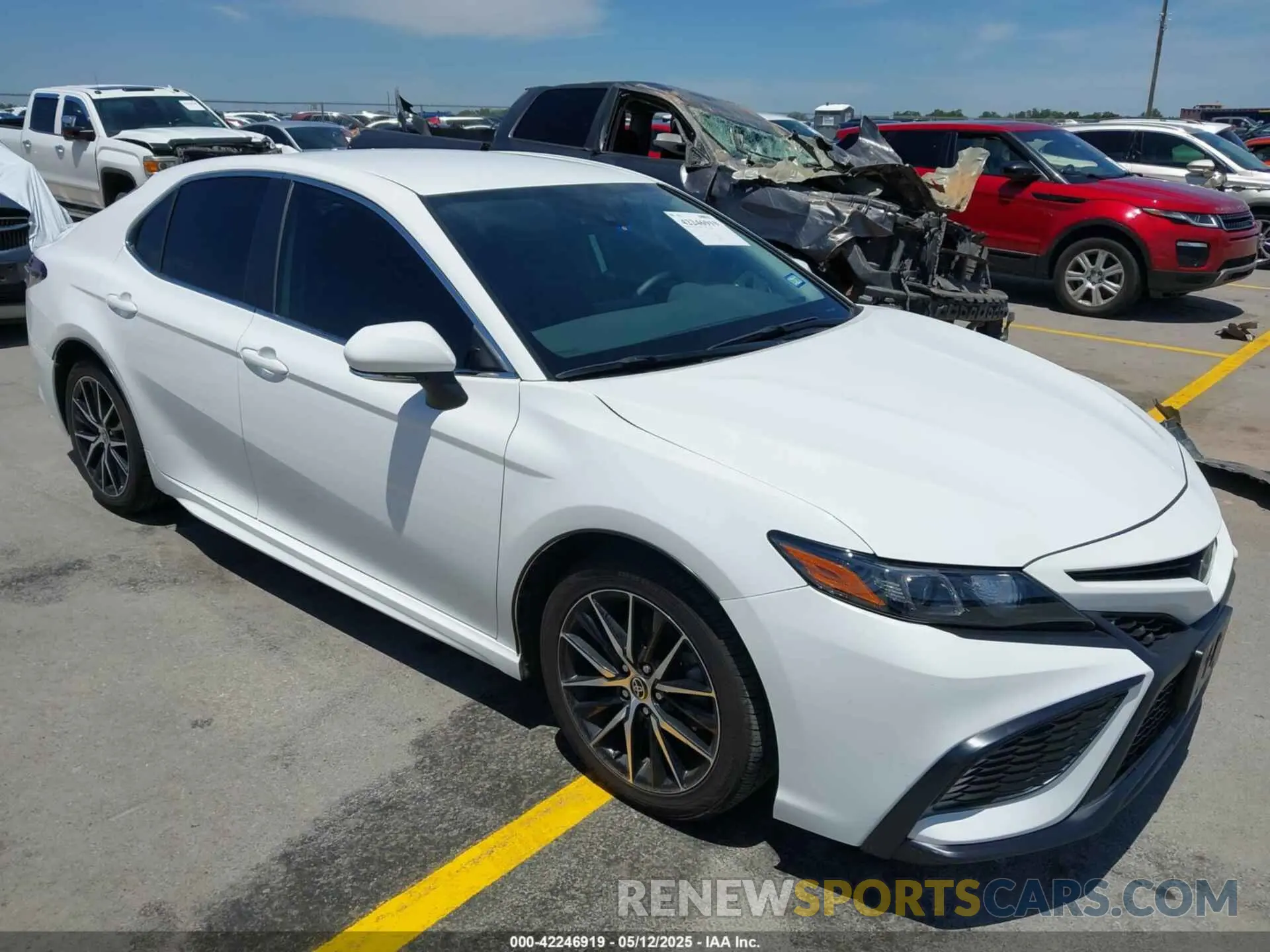 1 fotografías del automóvil dañado 4T1G11AK7PU723618 TOYOTA CAMRY 2023