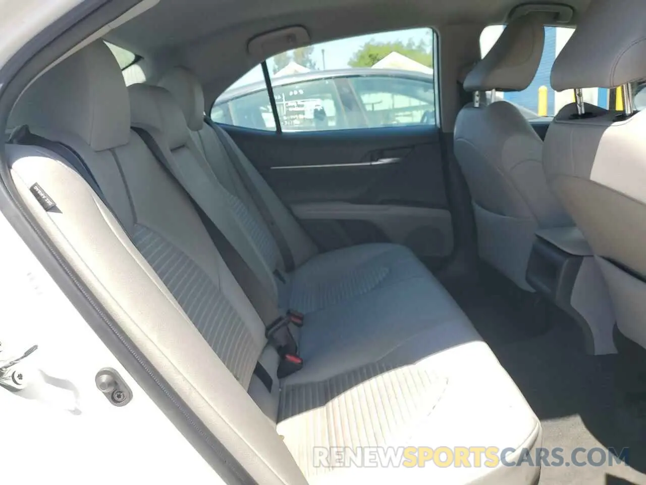 10 fotografías del automóvil dañado 4T1G11AK7PU783494 TOYOTA CAMRY 2023