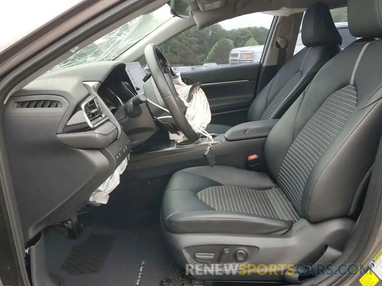 7 fotografías del automóvil dañado 4T1G11AK7PU806370 TOYOTA CAMRY 2023