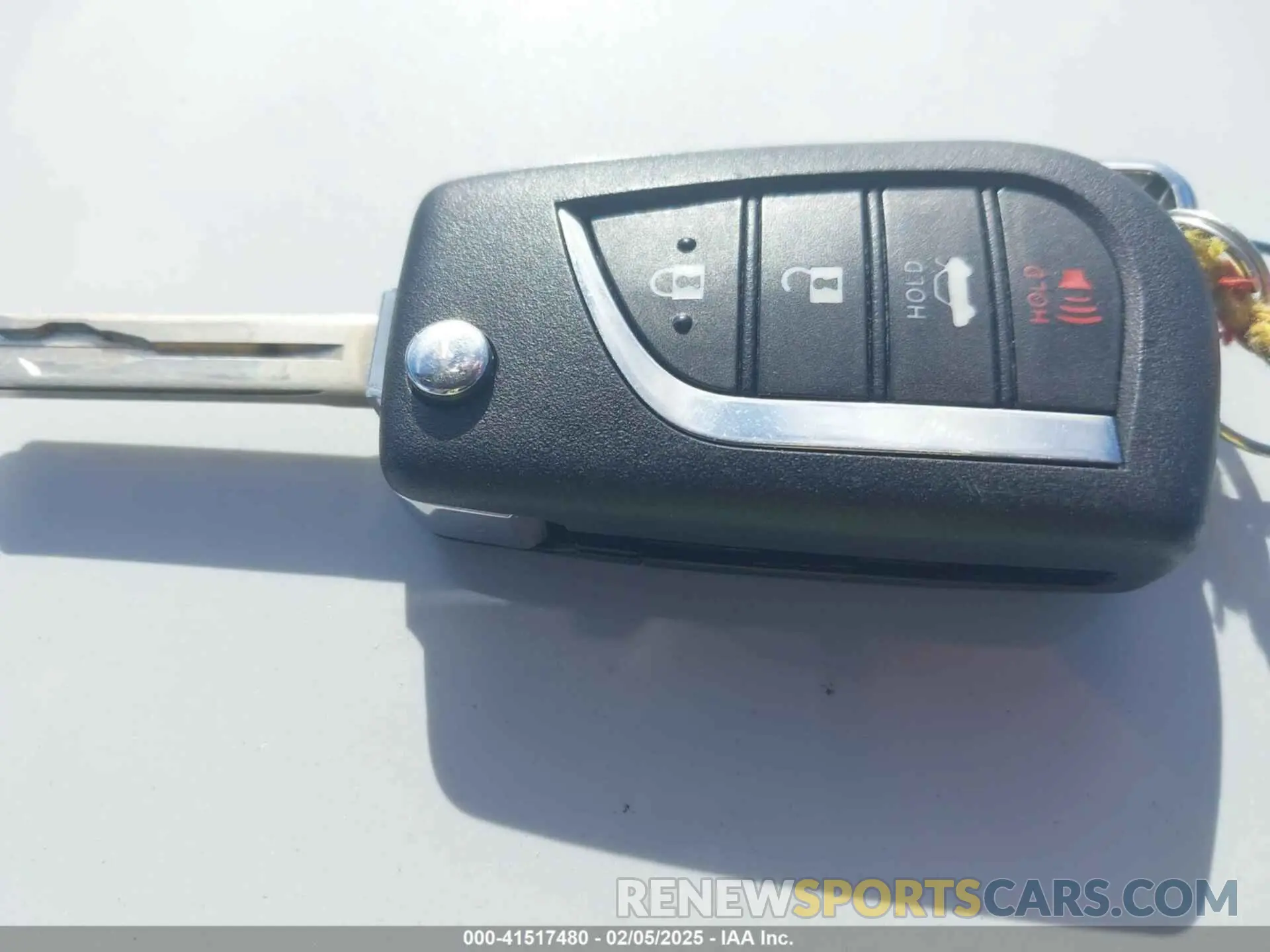 11 fotografías del automóvil dañado 4T1G11AK8PU117566 TOYOTA CAMRY 2023