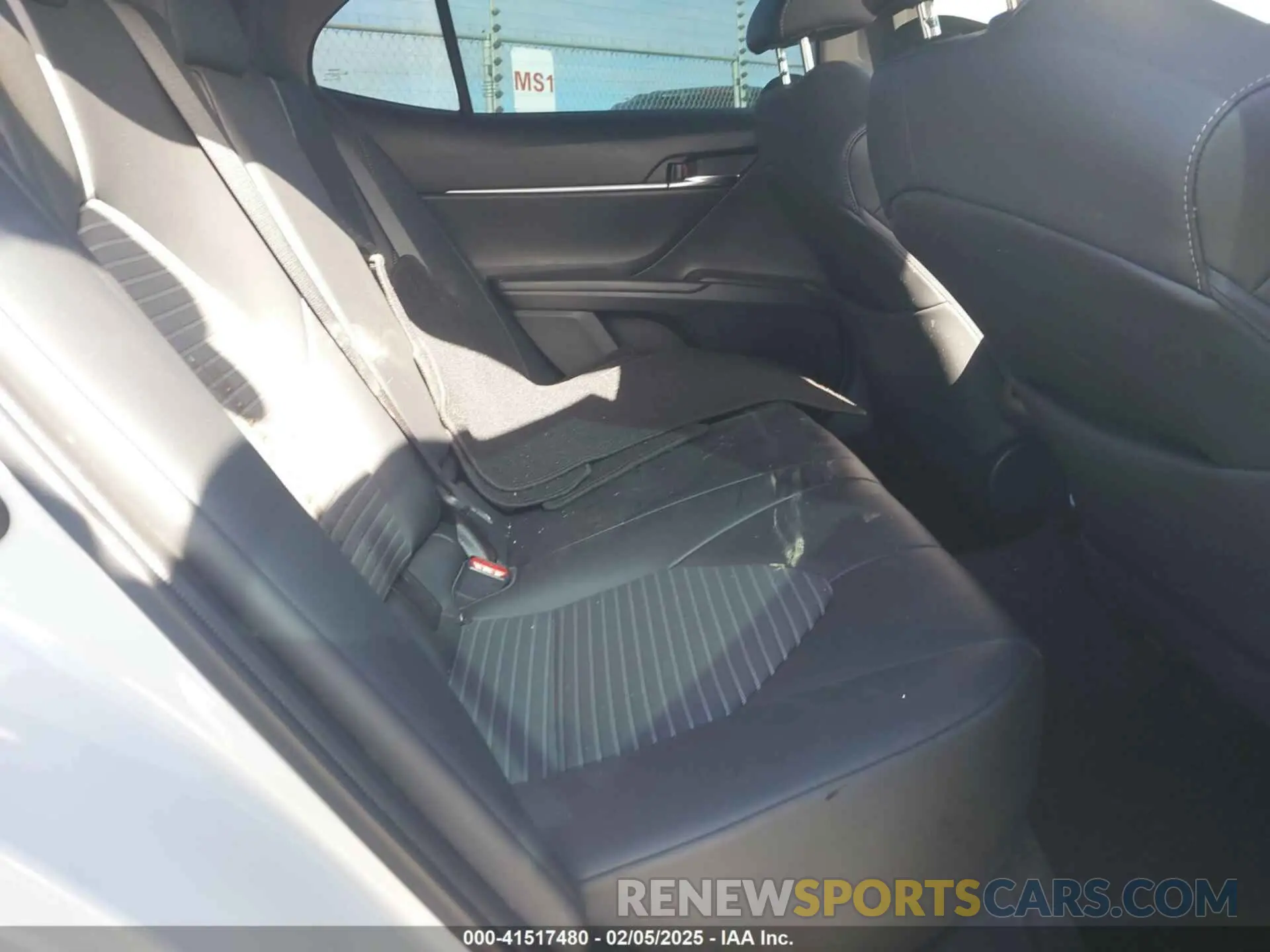 8 fotografías del automóvil dañado 4T1G11AK8PU117566 TOYOTA CAMRY 2023
