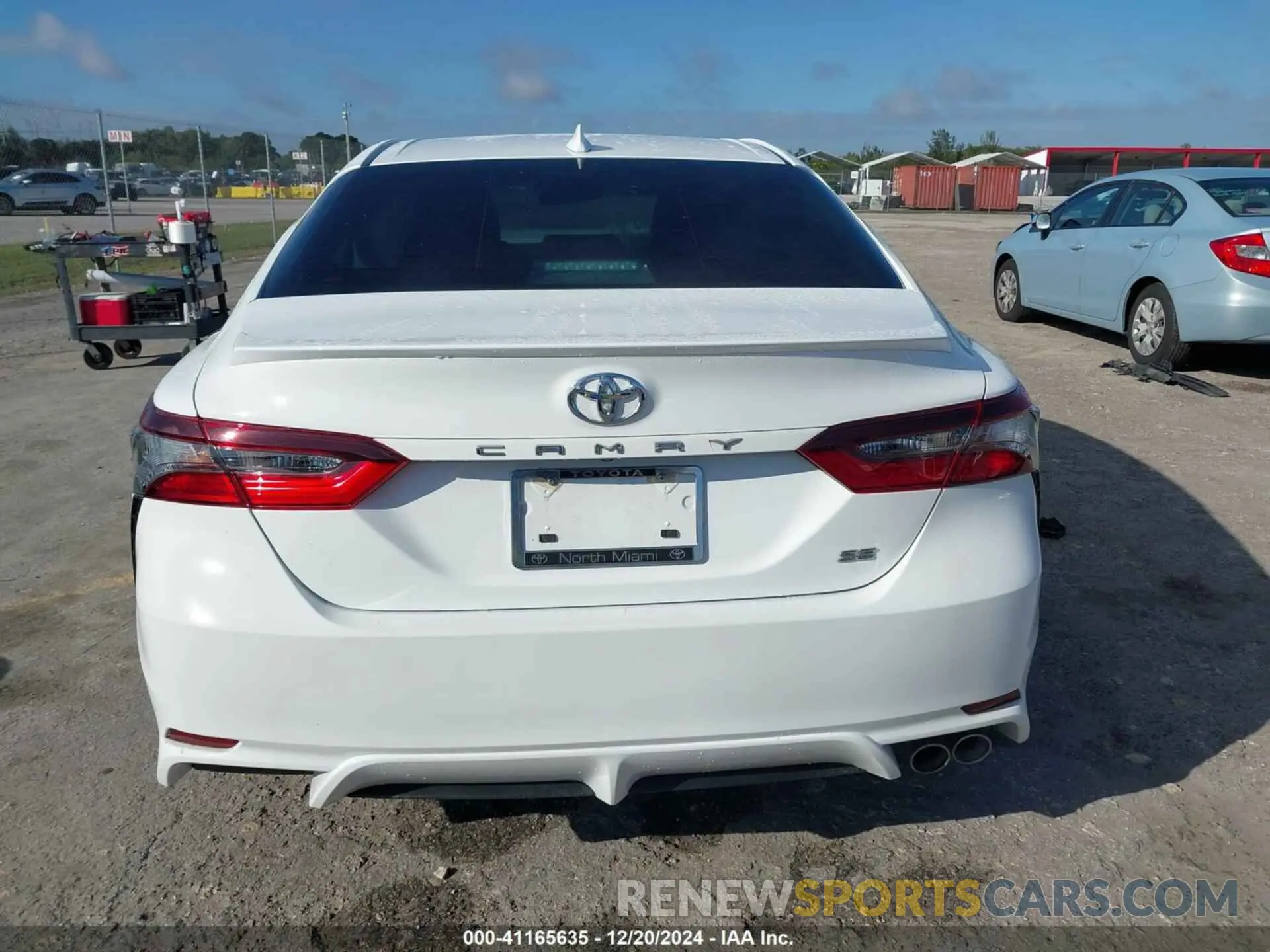 16 fotografías del automóvil dañado 4T1G11AK8PU732392 TOYOTA CAMRY 2023