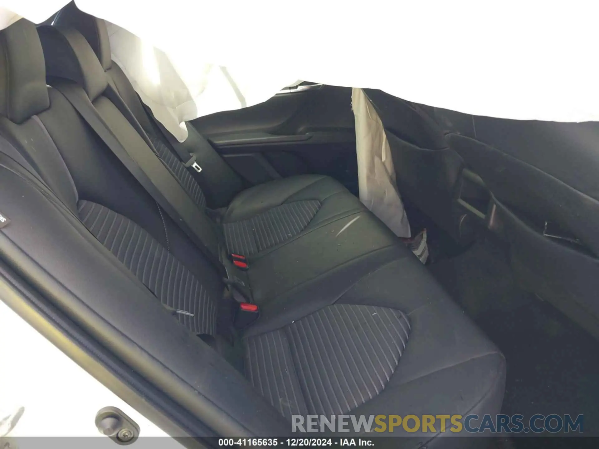 8 fotografías del automóvil dañado 4T1G11AK8PU732392 TOYOTA CAMRY 2023
