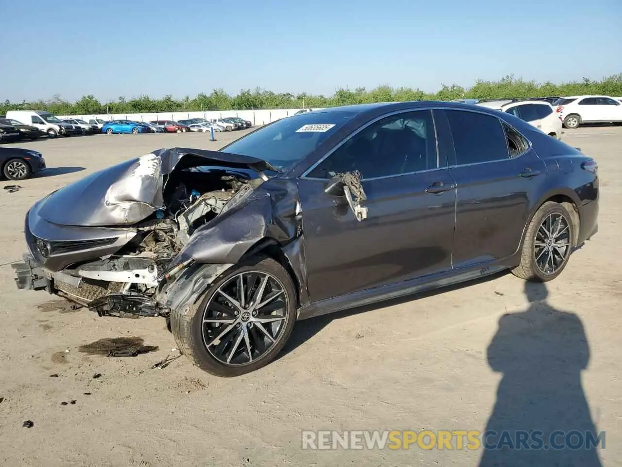 1 fotografías del automóvil dañado 4T1G11AK8PU732604 TOYOTA CAMRY 2023
