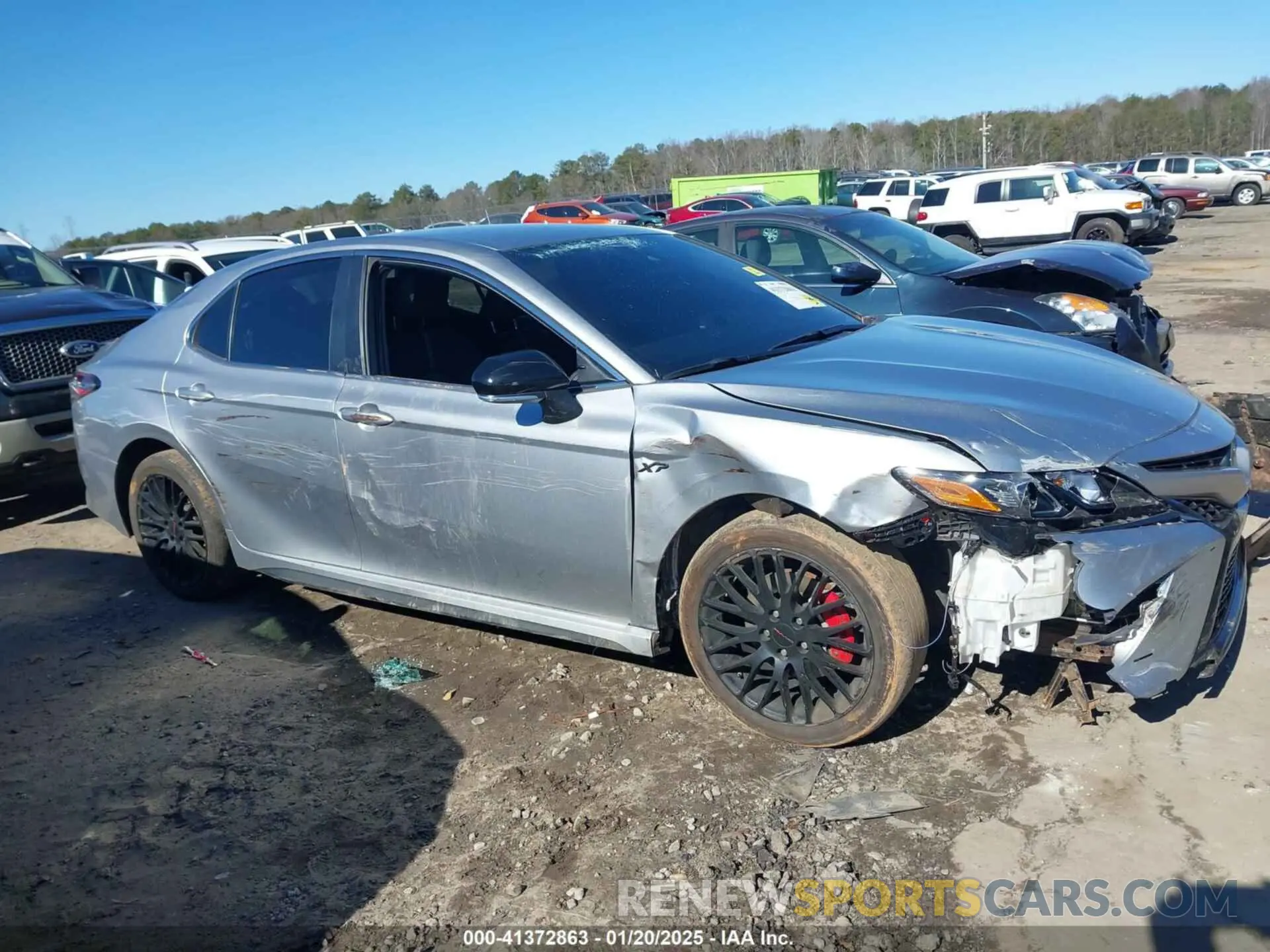 13 fotografías del automóvil dañado 4T1G11AK8PU778224 TOYOTA CAMRY 2023