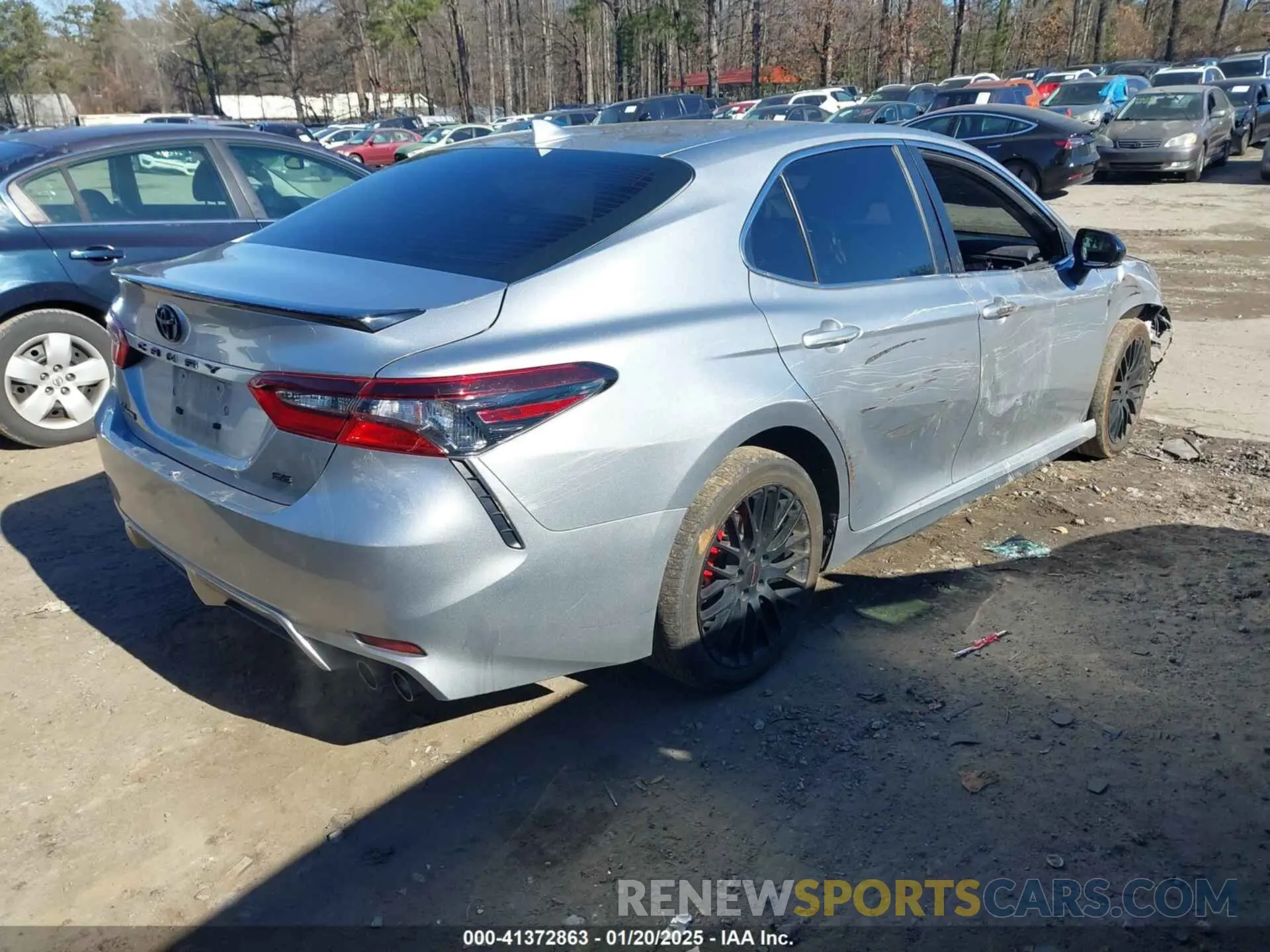 4 fotografías del automóvil dañado 4T1G11AK8PU778224 TOYOTA CAMRY 2023