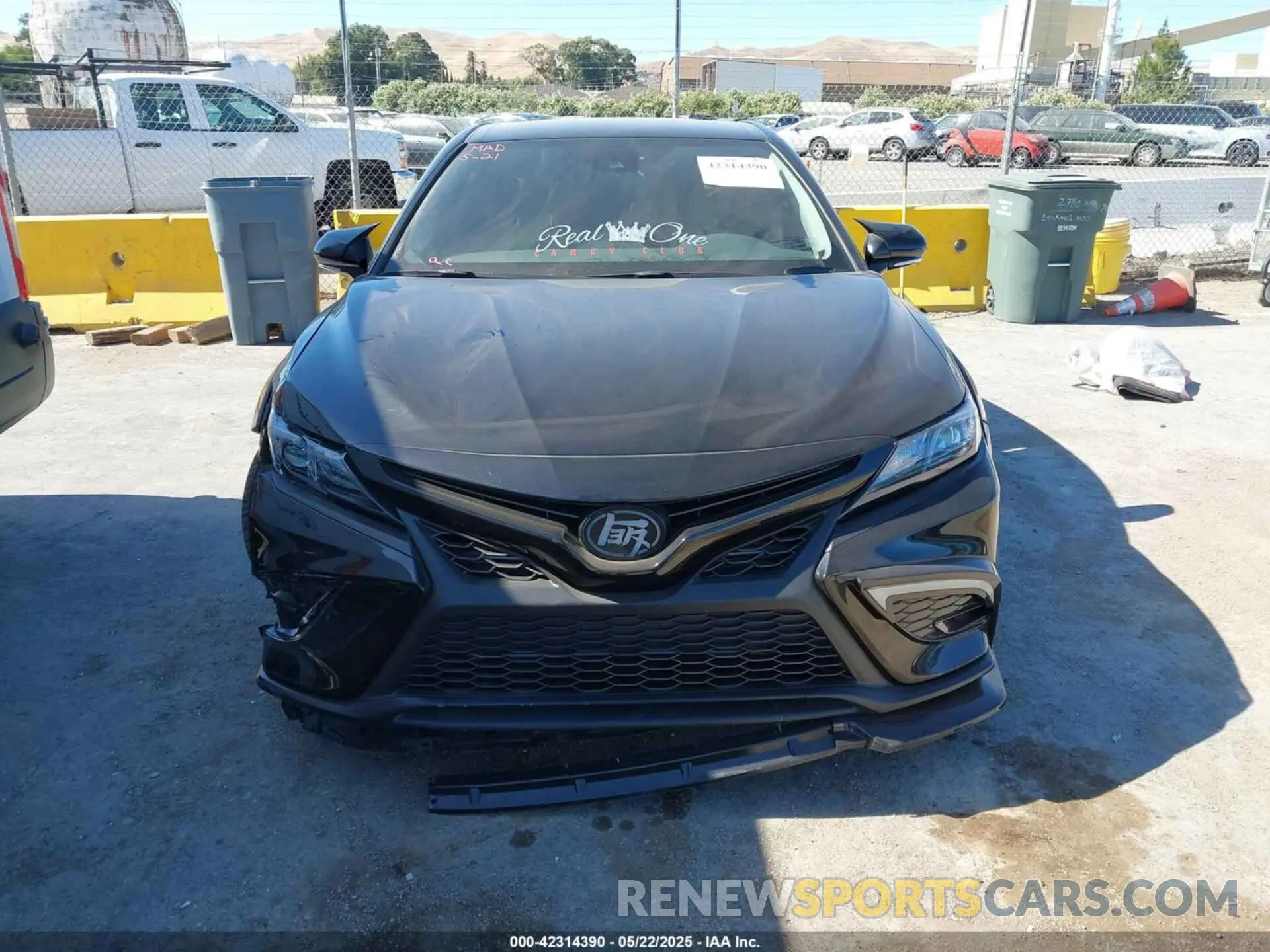 12 fotografías del automóvil dañado 4T1G11AK8PU782354 TOYOTA CAMRY 2023