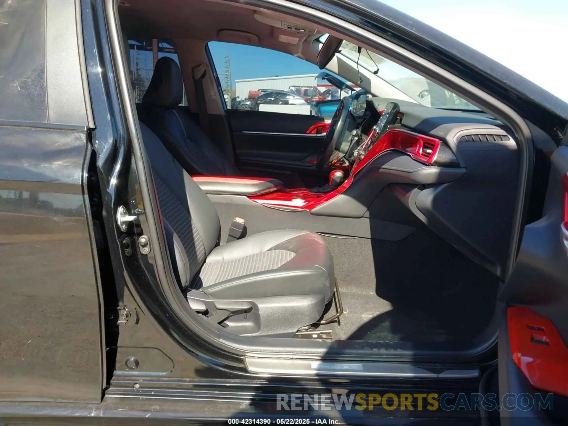 5 fotografías del automóvil dañado 4T1G11AK8PU782354 TOYOTA CAMRY 2023